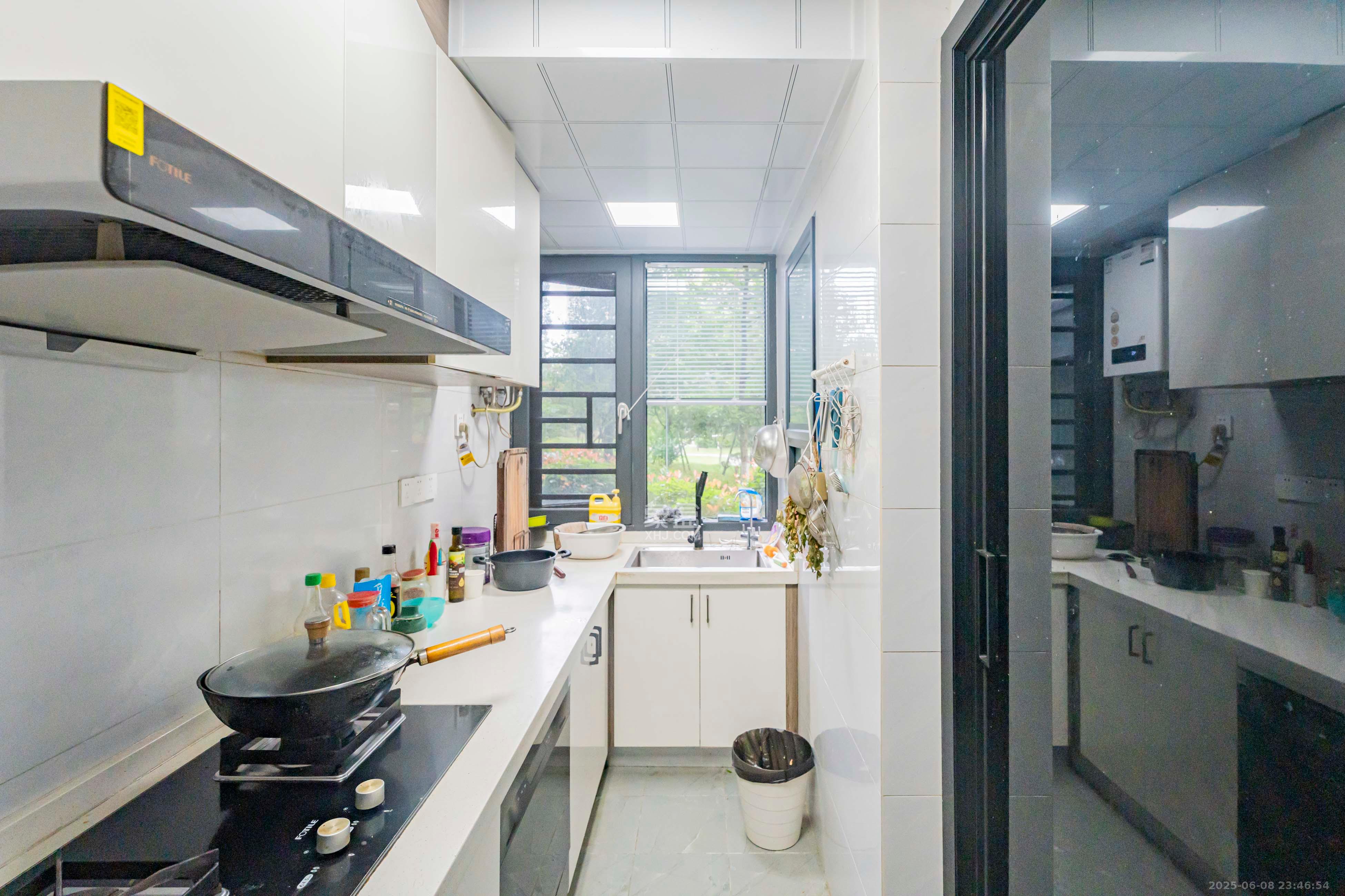 天健城  3室1厅1卫    138.0万 天健城  3室1厅1卫    138.0万厨房