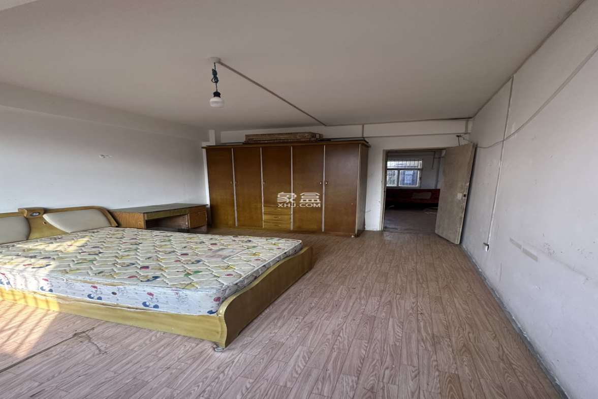 颐远山庄(文明东路)  3室2厅1卫    75.0万 颐远山庄(文明东路)  3室2厅1卫    75.0万室内图