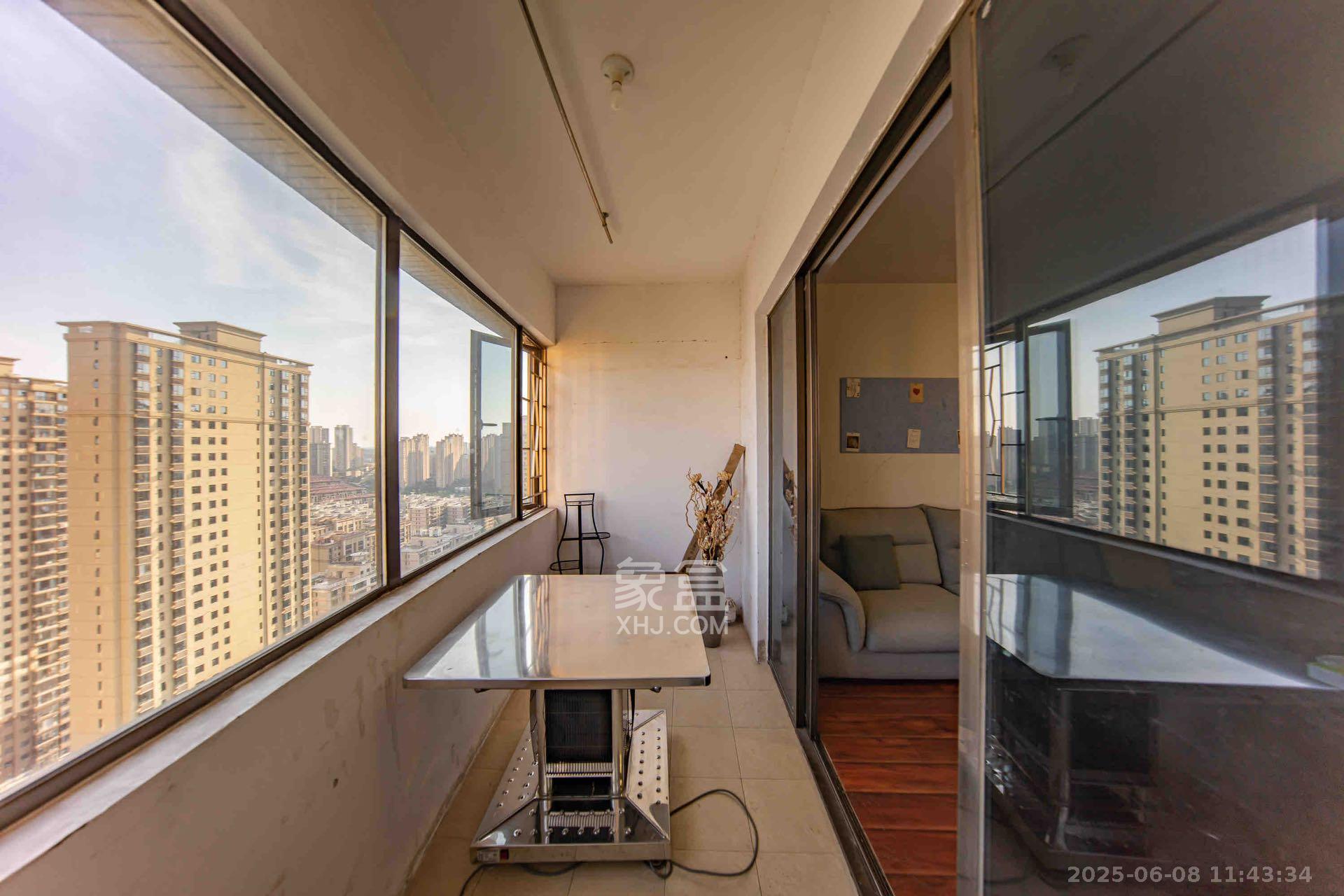 江山帝景哈佛  2室2厅1卫    1800.0元/月室内图