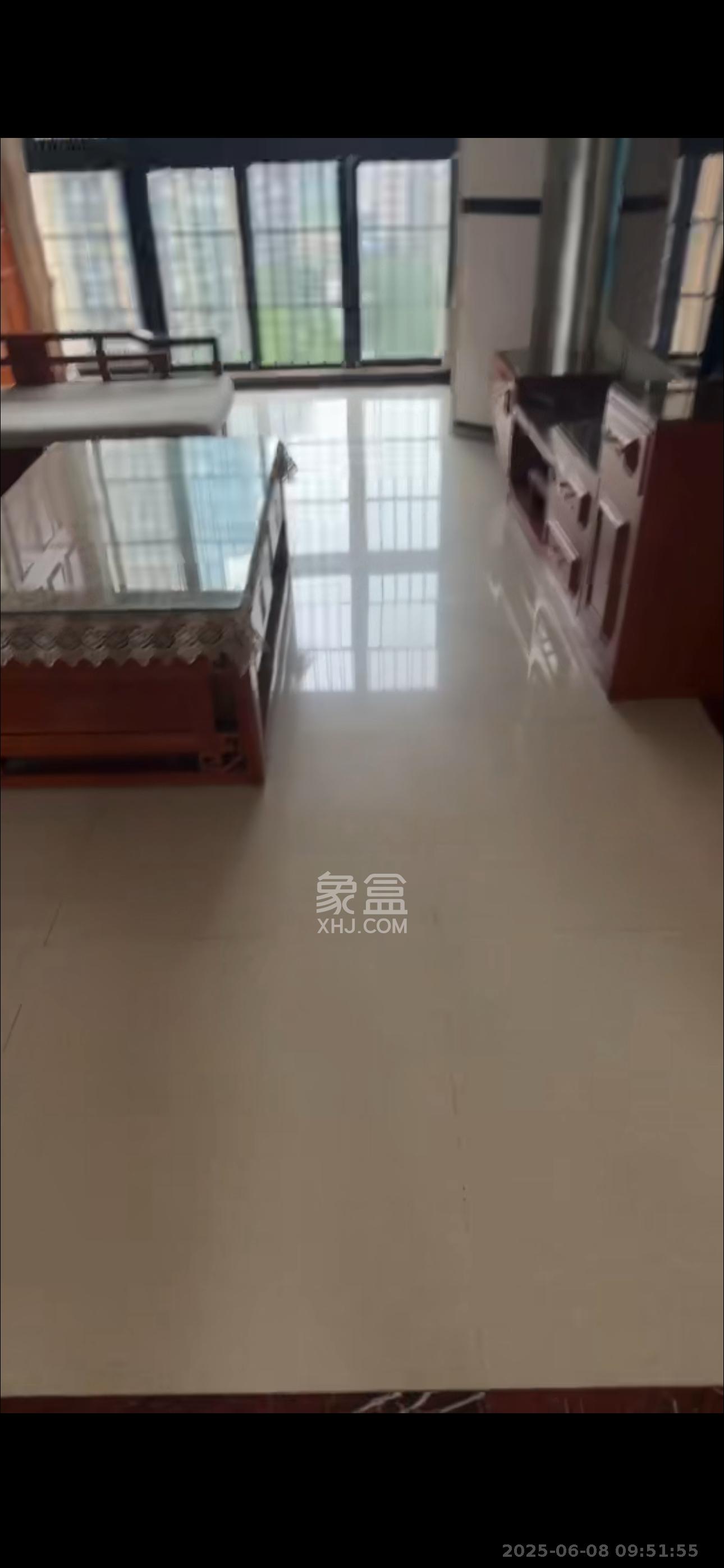 金鼎公园尚 3室2厅1卫 1800.0元/月 金鼎公园尚 3室2厅1卫 1800.0元/月室内图