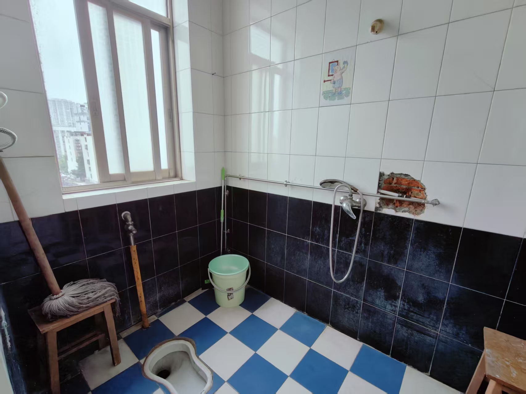 金山花园  2室2厅1卫    22.8万 金山花园  2室2厅1卫    22.8万室内图