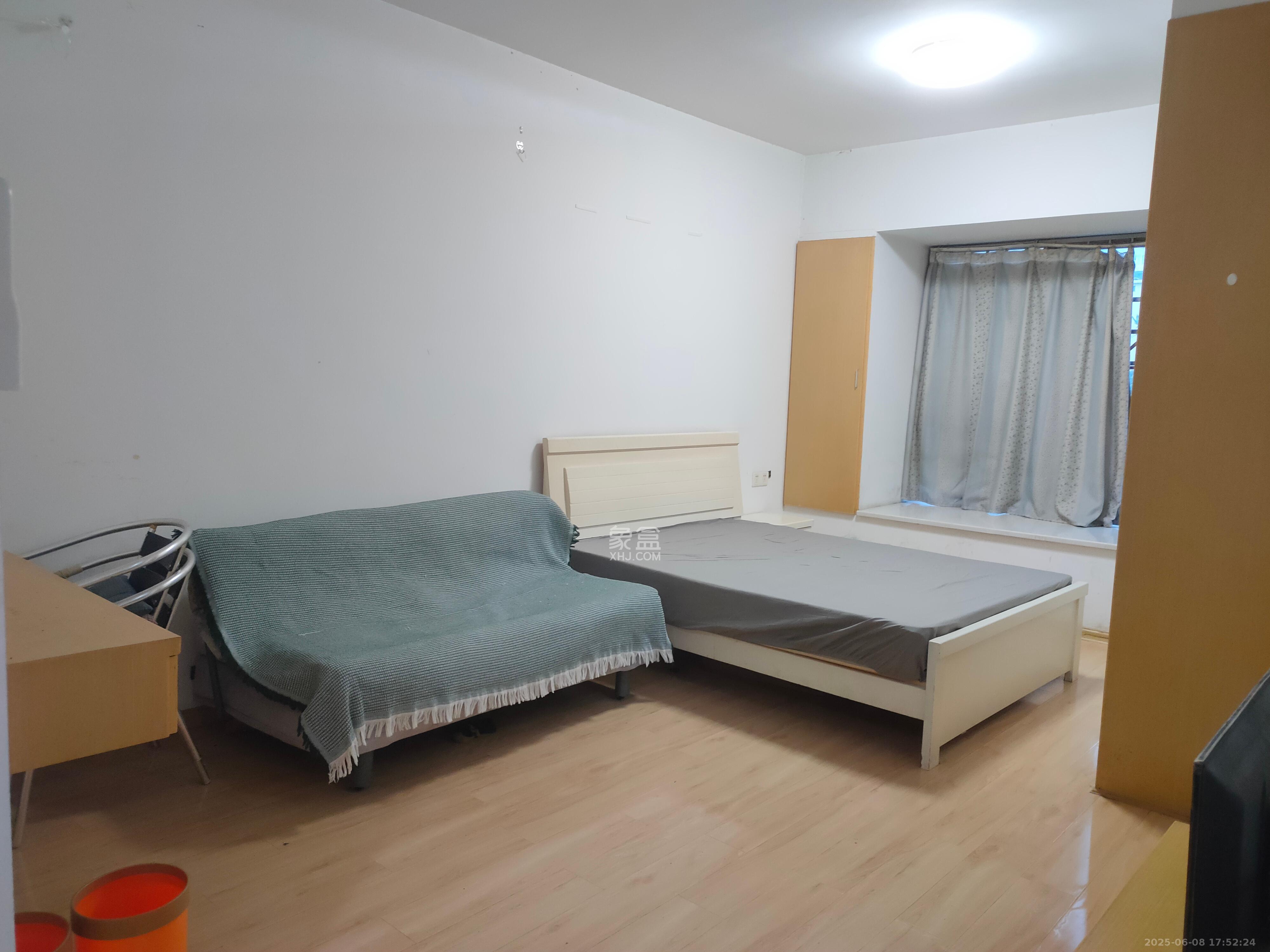 星尚520  1室2厅1卫    1500.0元/月 星尚520  1室2厅1卫    1500.0元/月