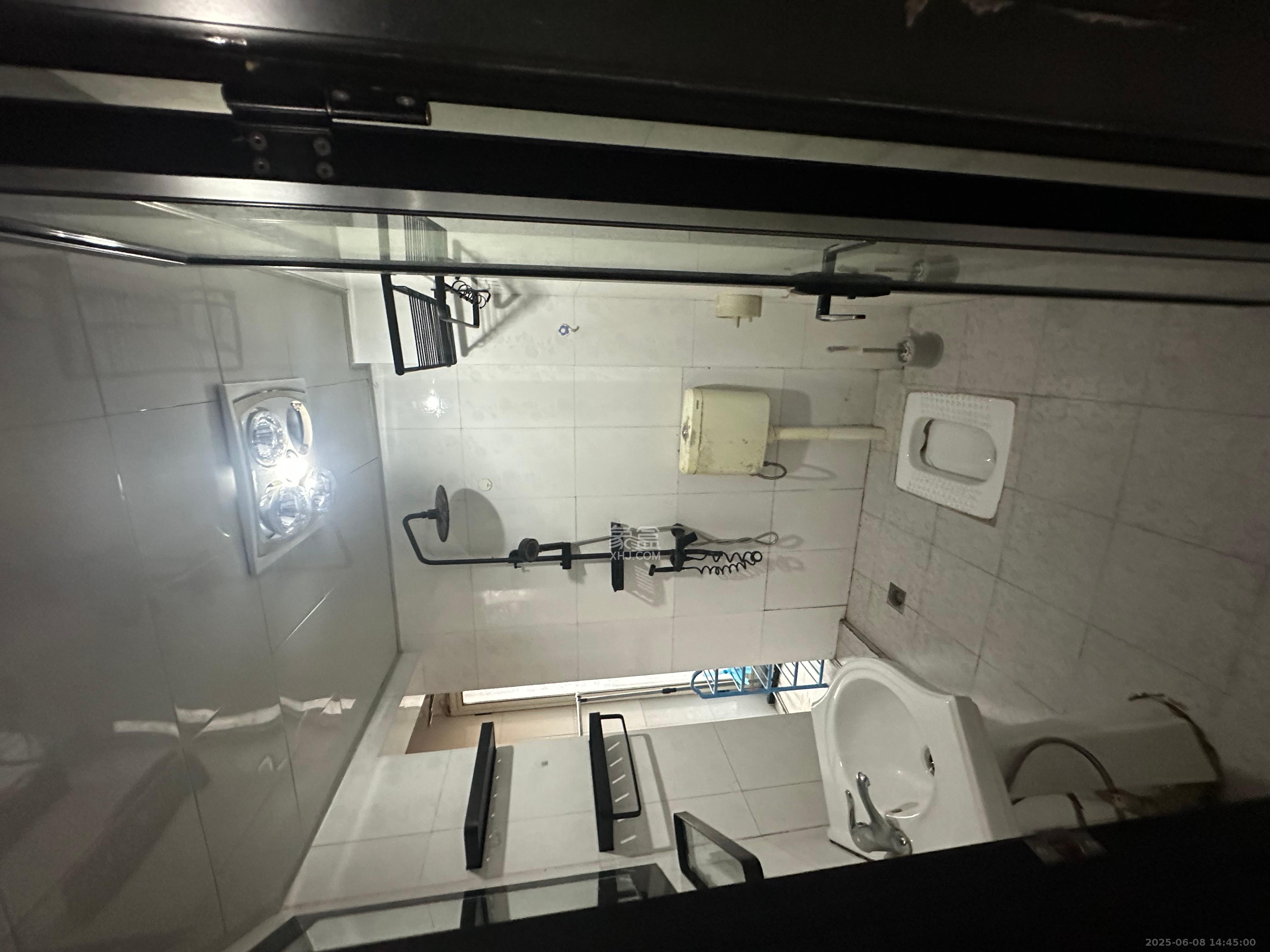 白沙晶城  2室1厅1卫   2800.00元/月室内图