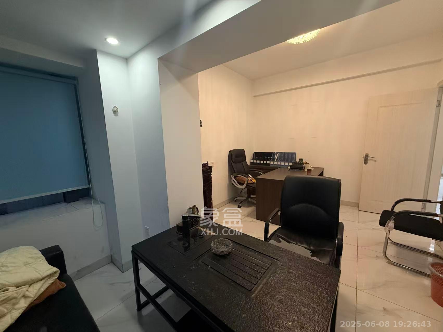 裕天国际商汇中心   100.0㎡      2800.0元/月室内图