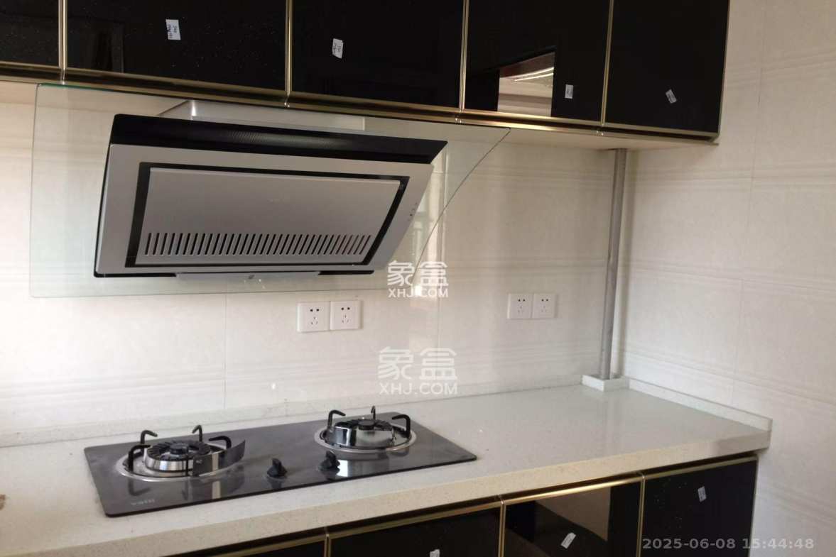 旭辉藏郡(藏郡、旭湘华府) 3室2厅2卫 3500.0元/月 旭辉藏郡(藏郡、旭湘华府) 3室2厅2卫 3500.0元/月室内图