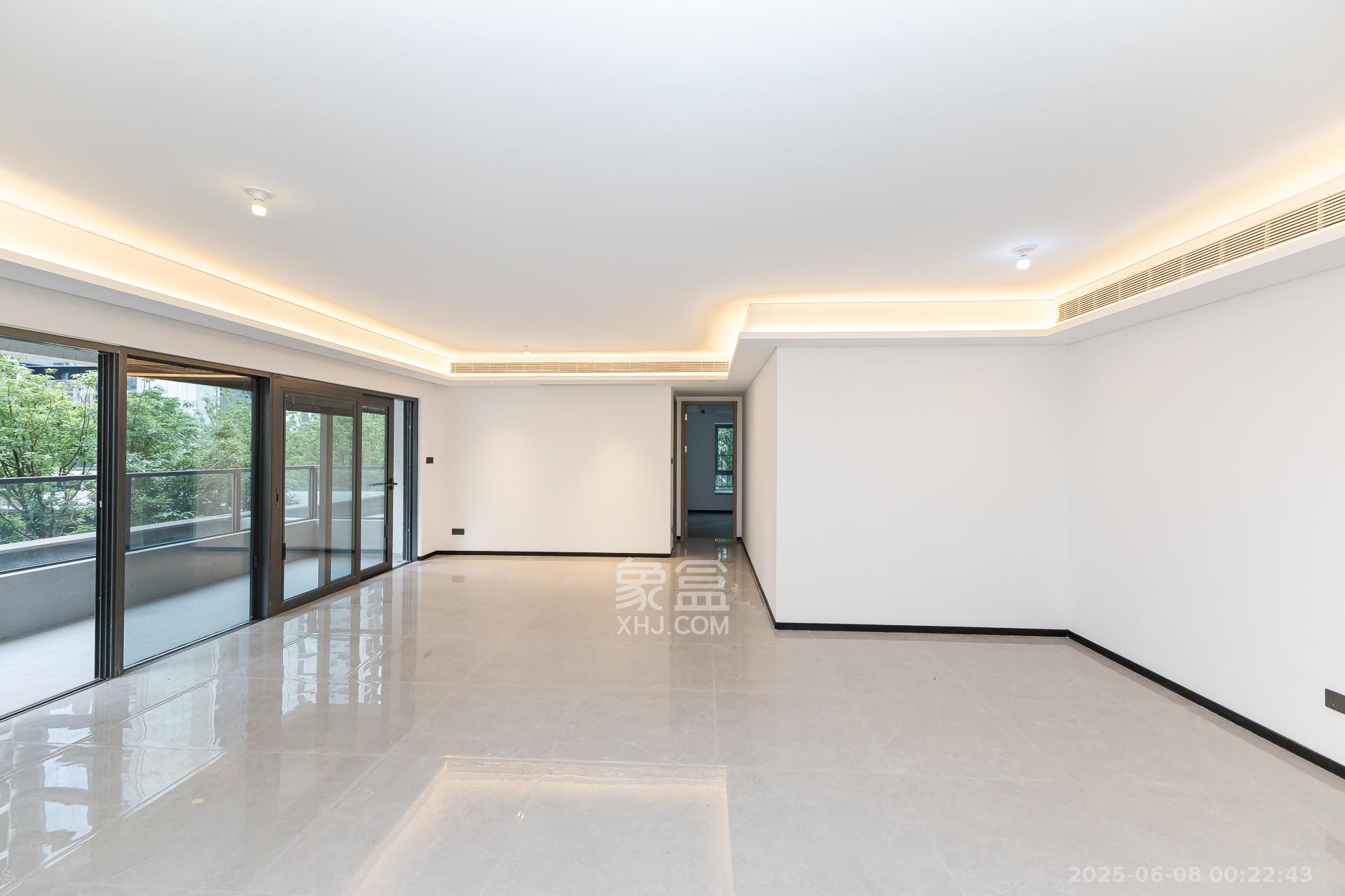 时代倾城汀蓝(时代倾城六期) 3室2厅3卫 179.0万 时代倾城汀蓝(时代倾城六期) 3室2厅3卫 179.0万客厅