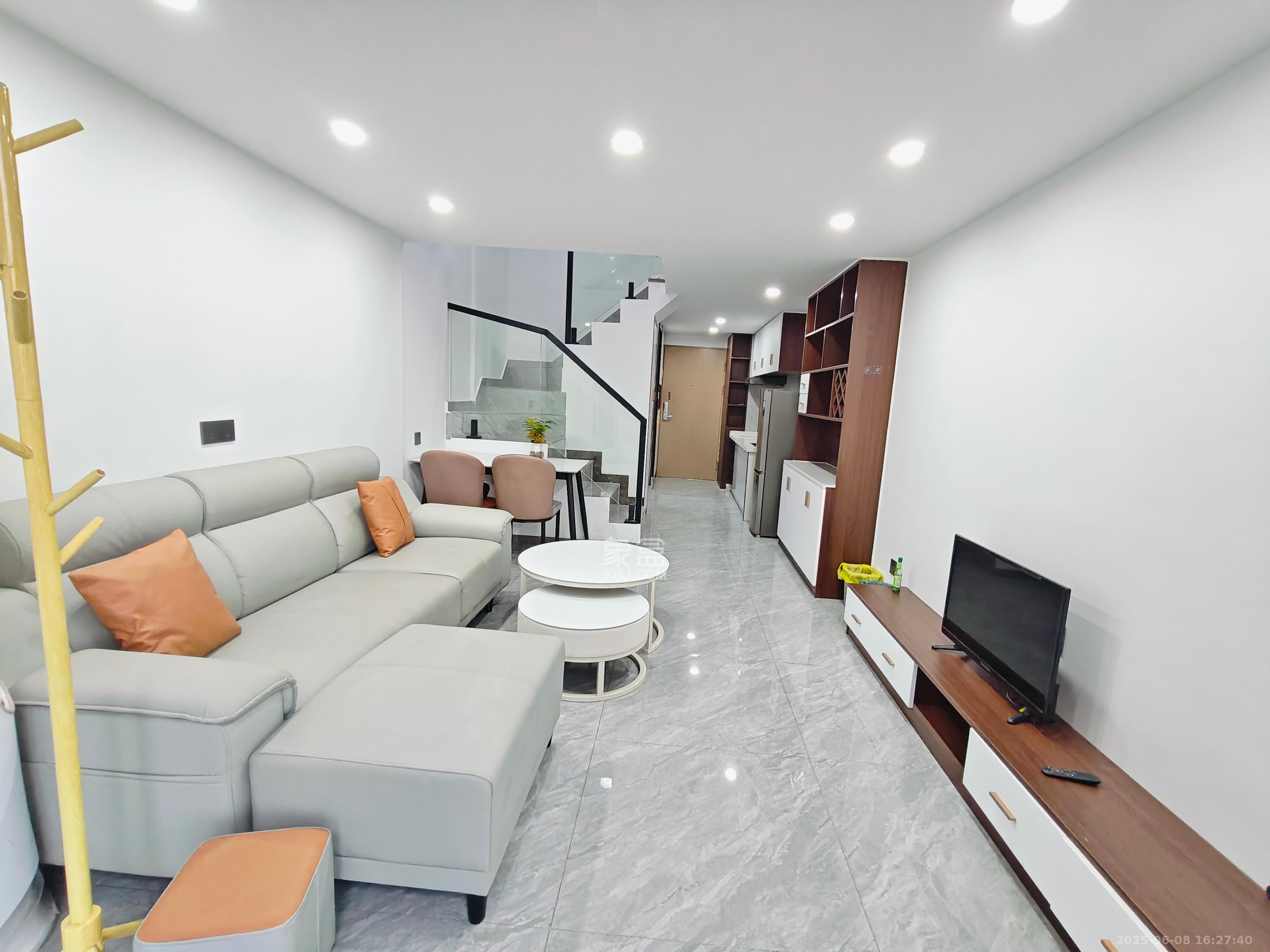 海伦春天  2室1厅1卫    1600.0元/月室内图