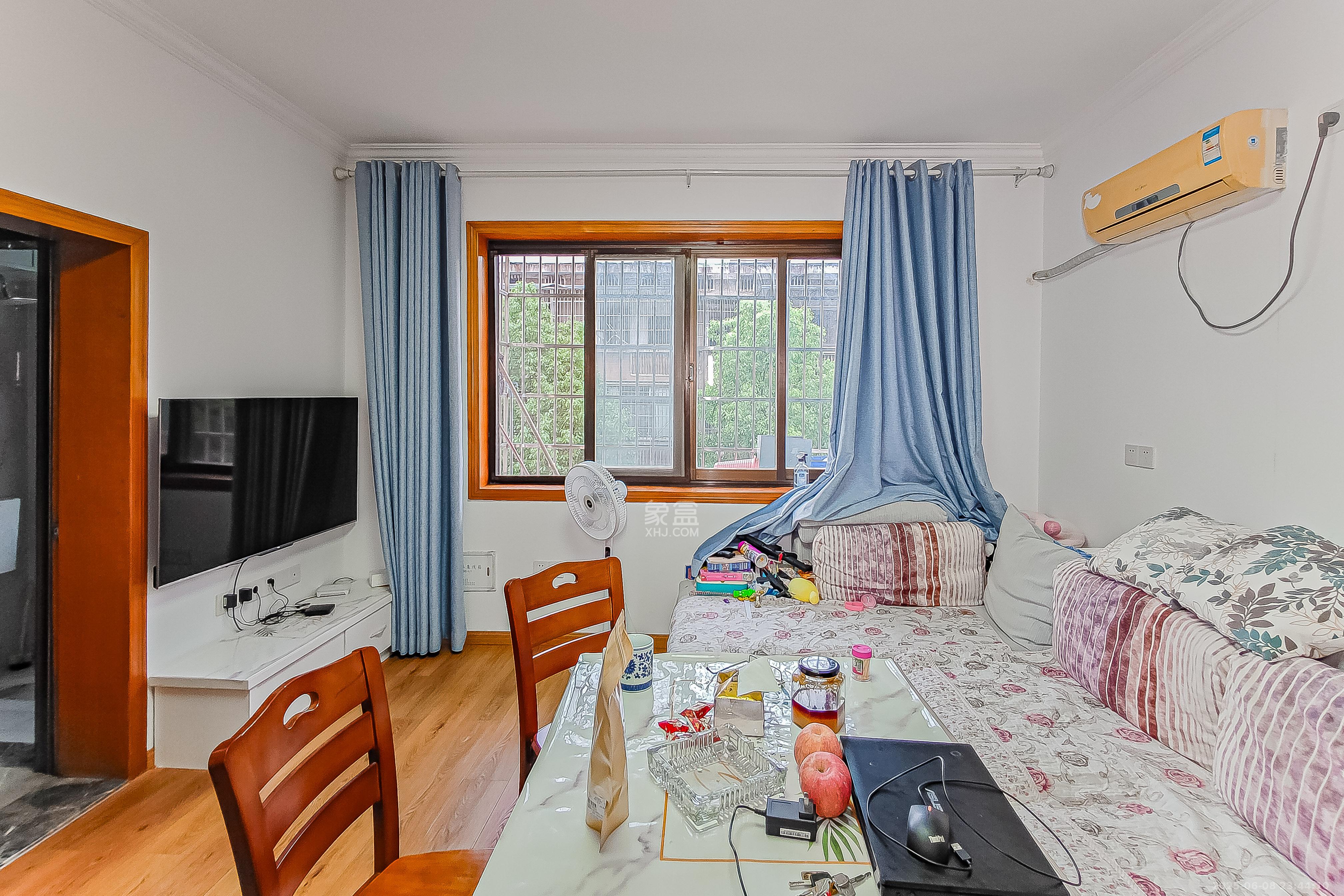 广济桥商务厅宿舍 2室2厅1卫 42.0万 广济桥商务厅宿舍 2室2厅1卫 42.0万客厅