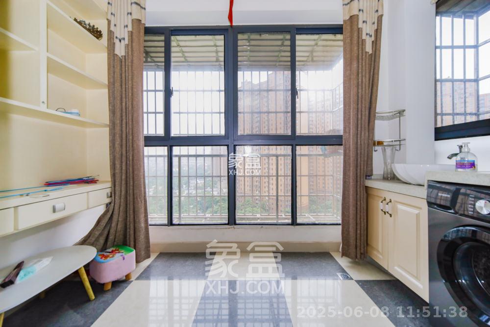 新盛珑璟台  1室0厅0卫    2200.0元/月 新盛珑璟台  1室0厅0卫    2200.0元/月室内图