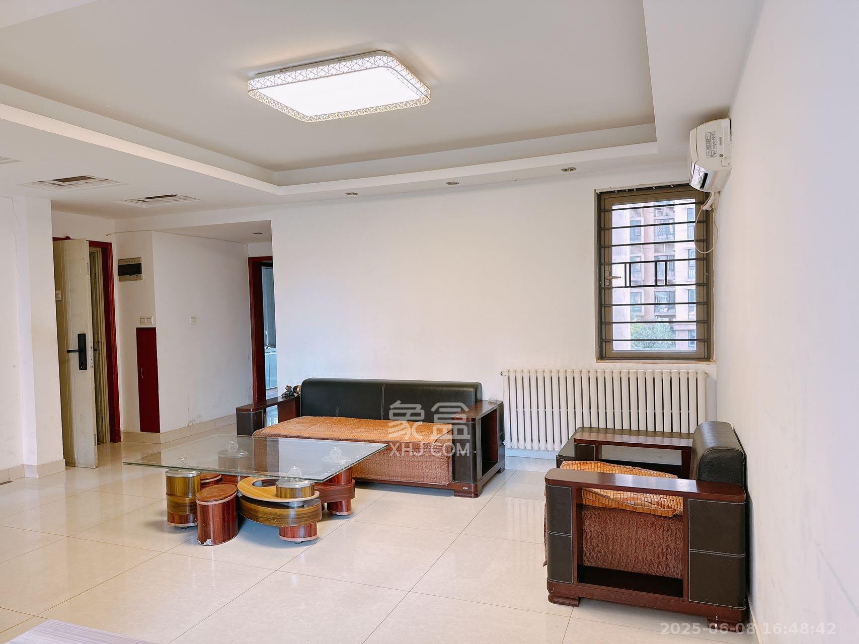 怡海星城 2室2厅1卫 1500.0元/月 怡海星城 2室2厅1卫 1500.0元/月室内图