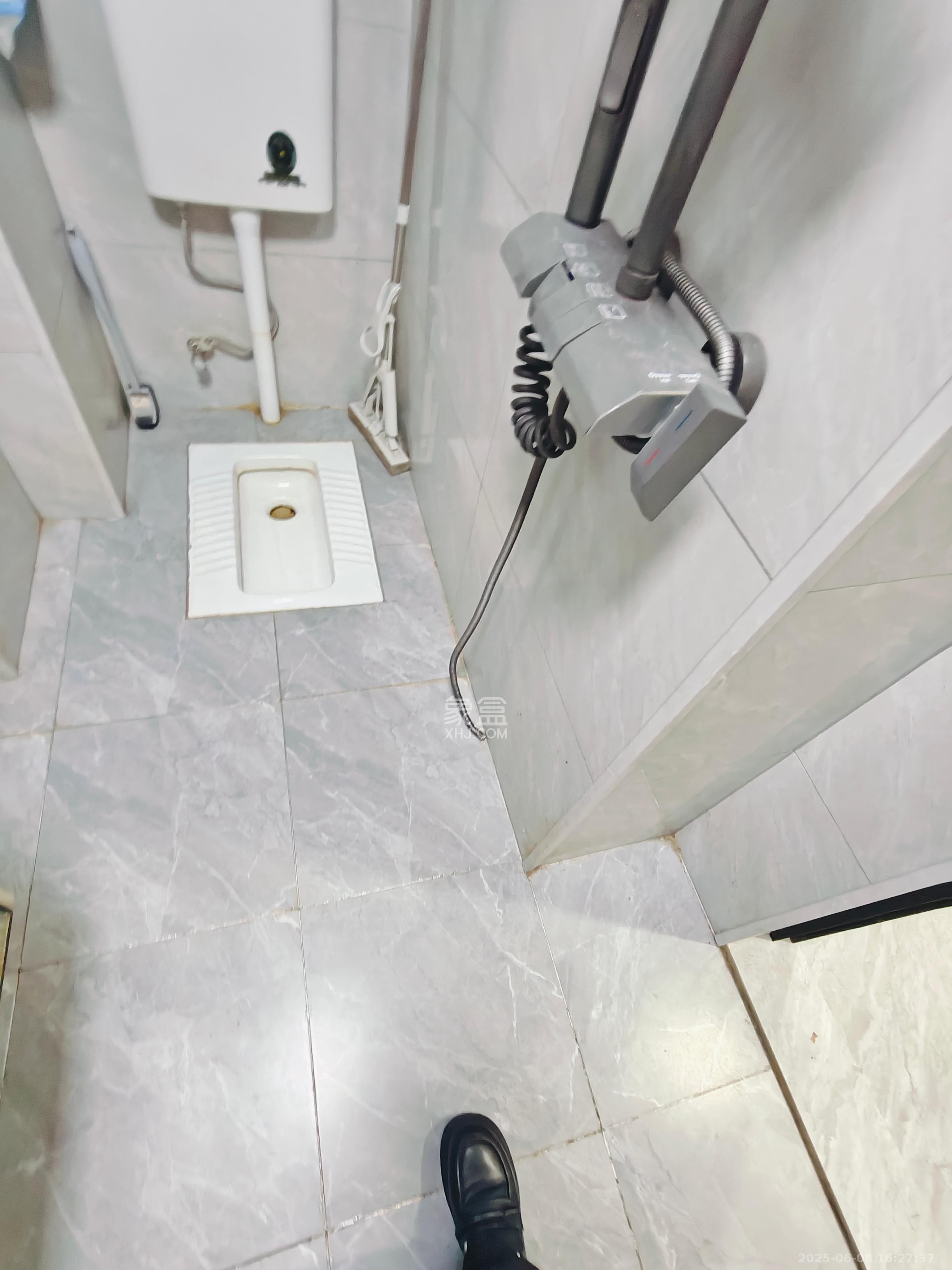 海伦春天  2室1厅1卫    1600.0元/月室内图