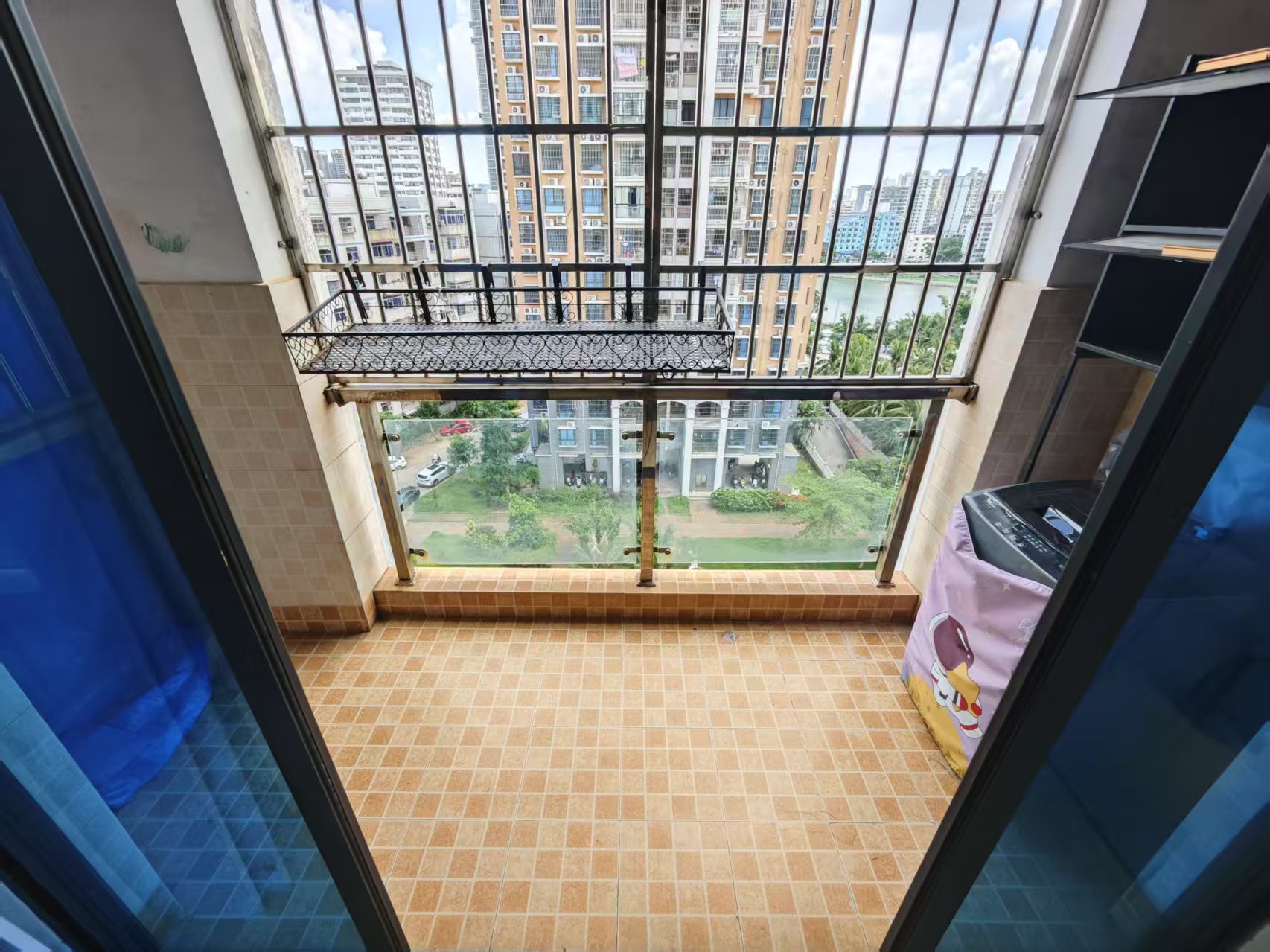 乾坤湖龙昆花园  1室1厅1卫    66.0万 乾坤湖龙昆花园  1室1厅1卫    66.0万室内图