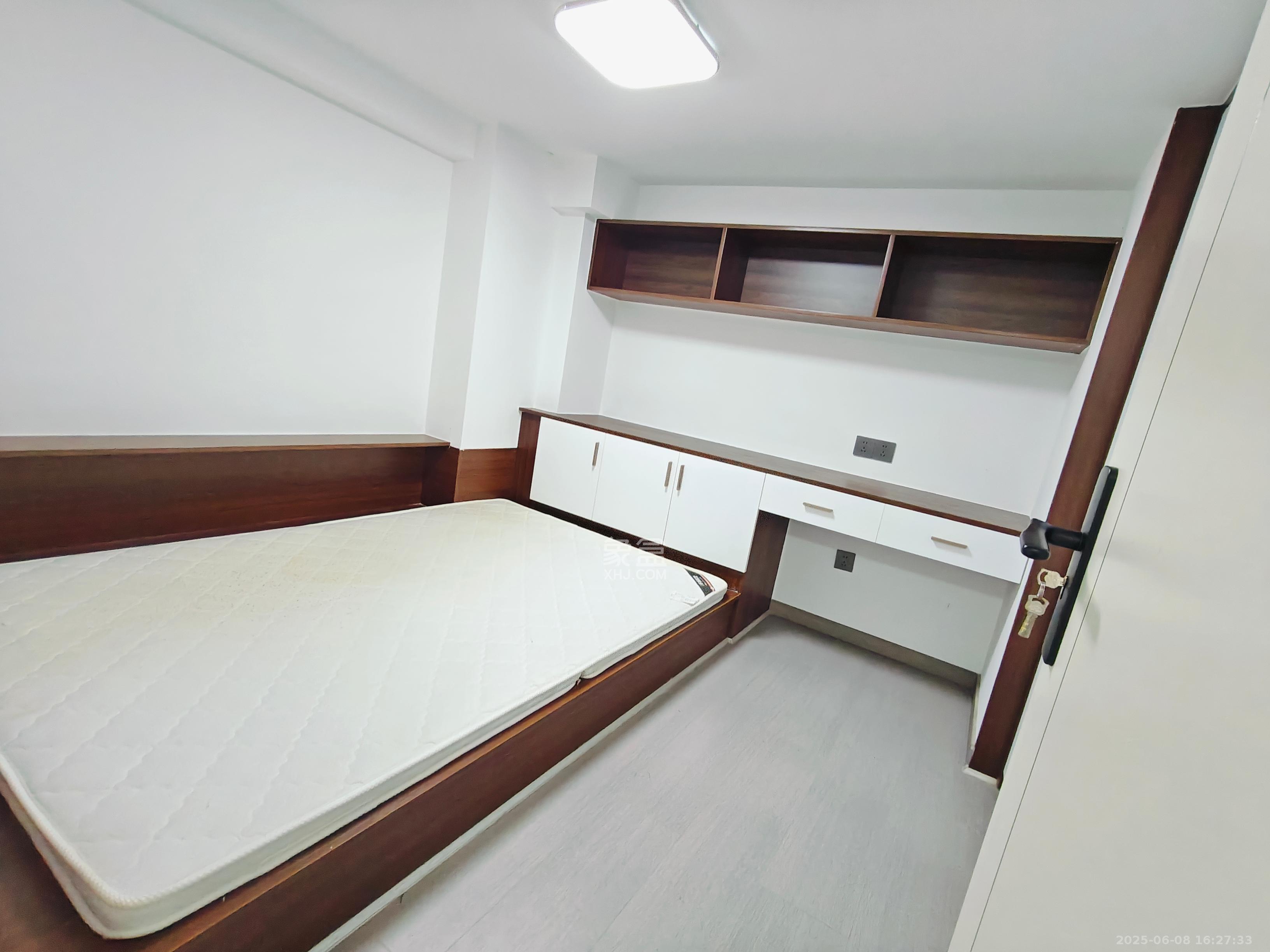 海伦春天  2室1厅1卫    1600.0元/月室内图