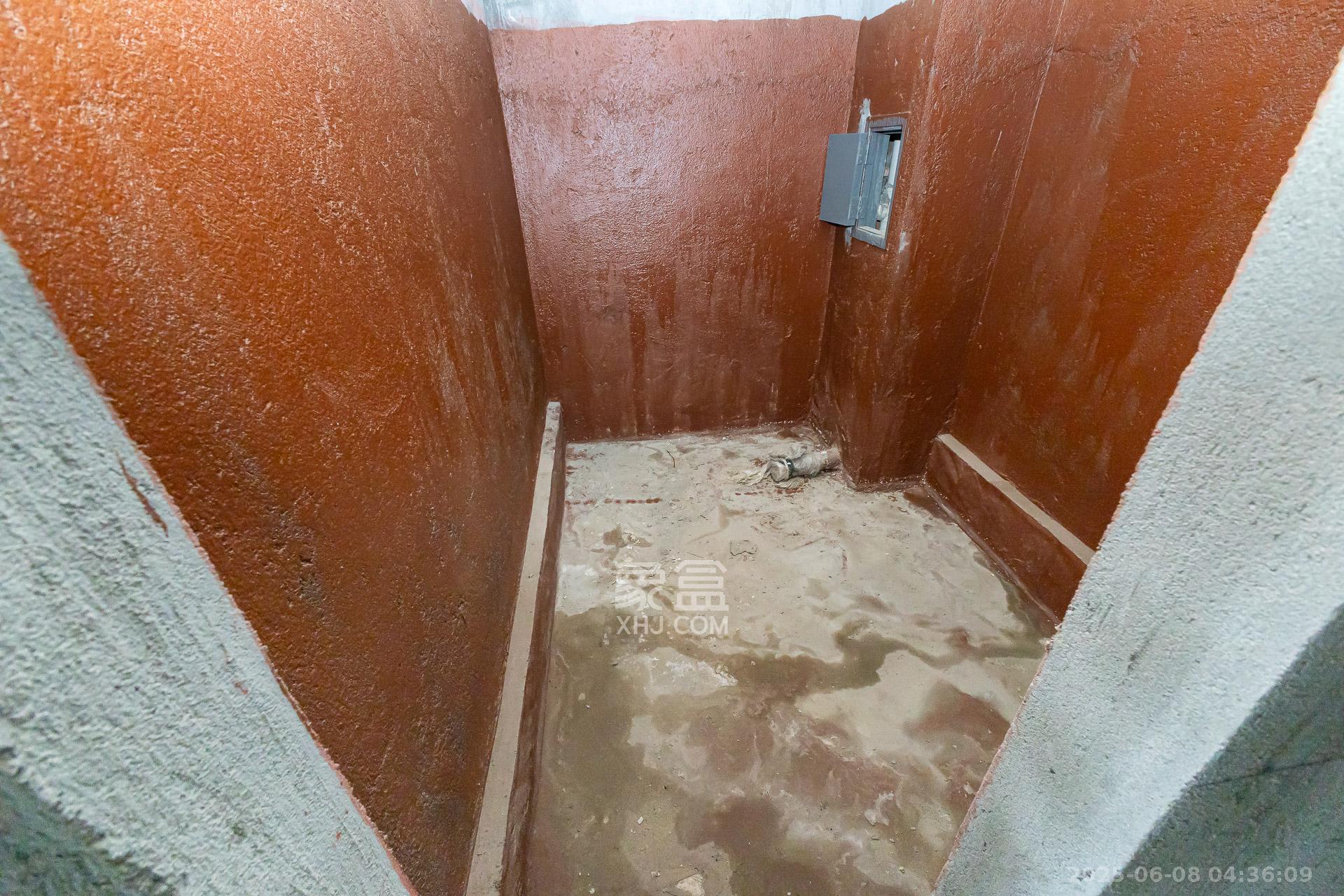 盈峰翠邸  4室3厅3卫    112.0万卫生间