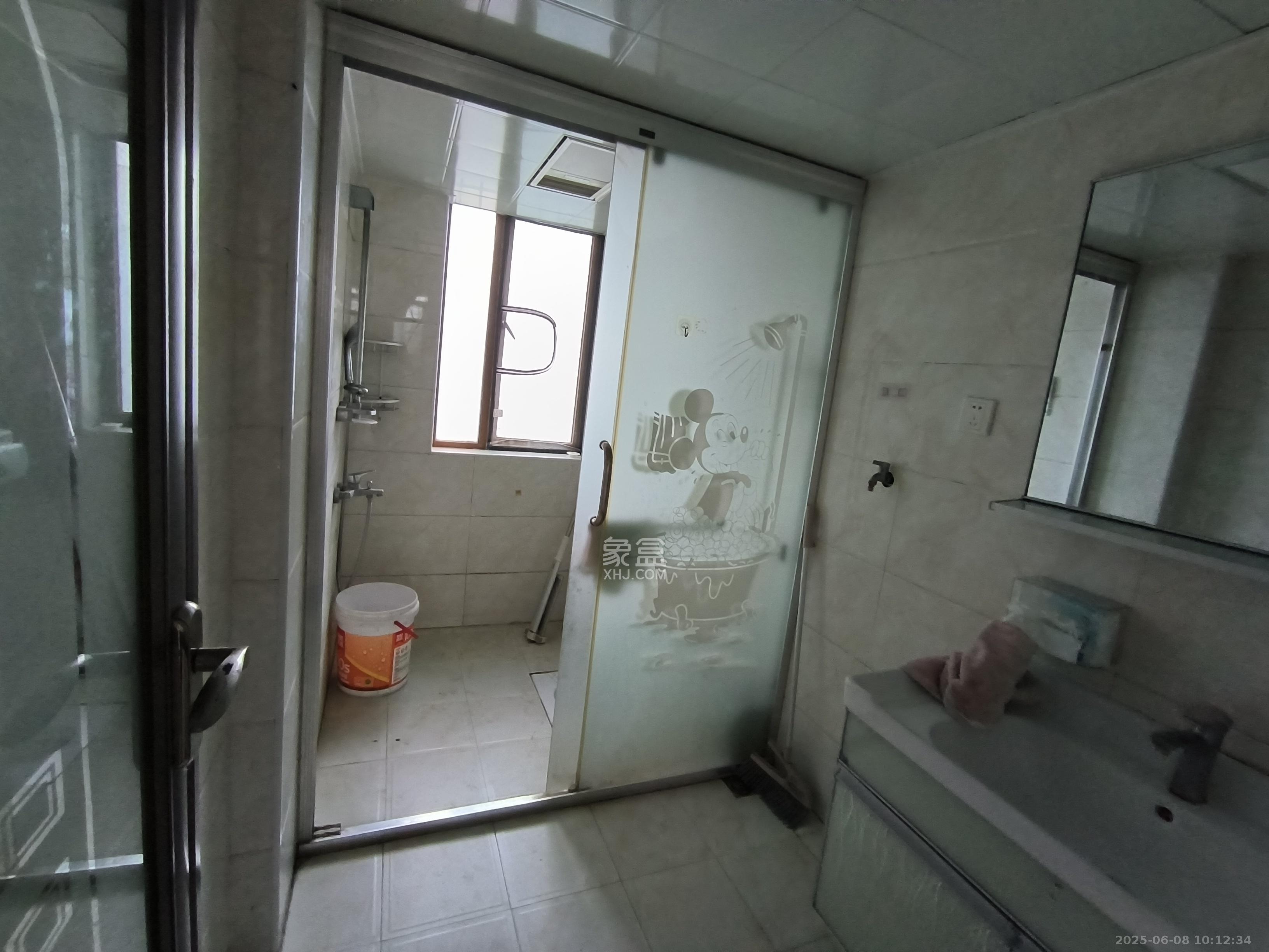 锑都家园  4室2厅2卫    2000.0元/月 锑都家园  4室2厅2卫    2000.0元/月室内图