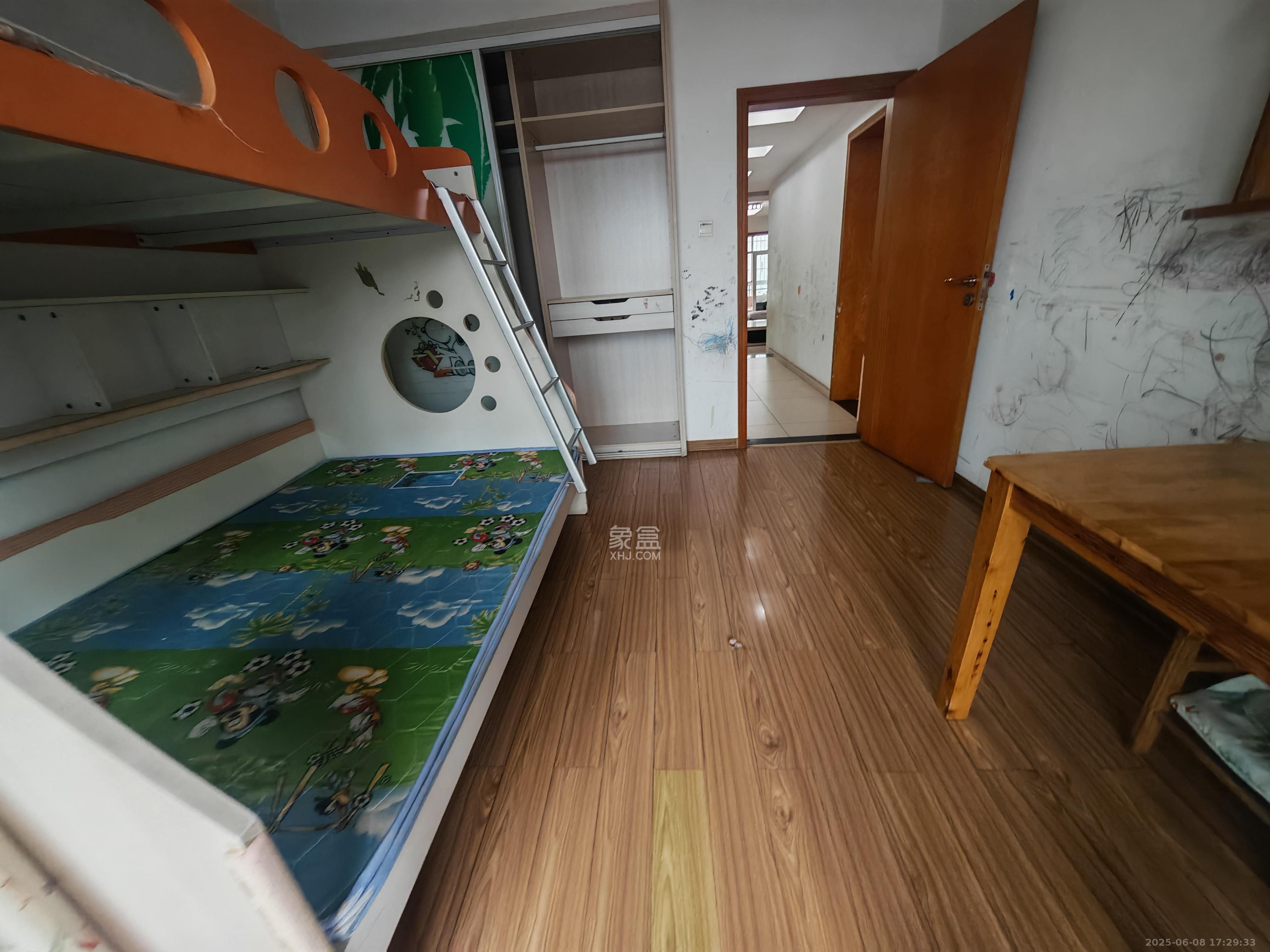 中建桂苑  3室2厅2卫   2100.00元/月室内图