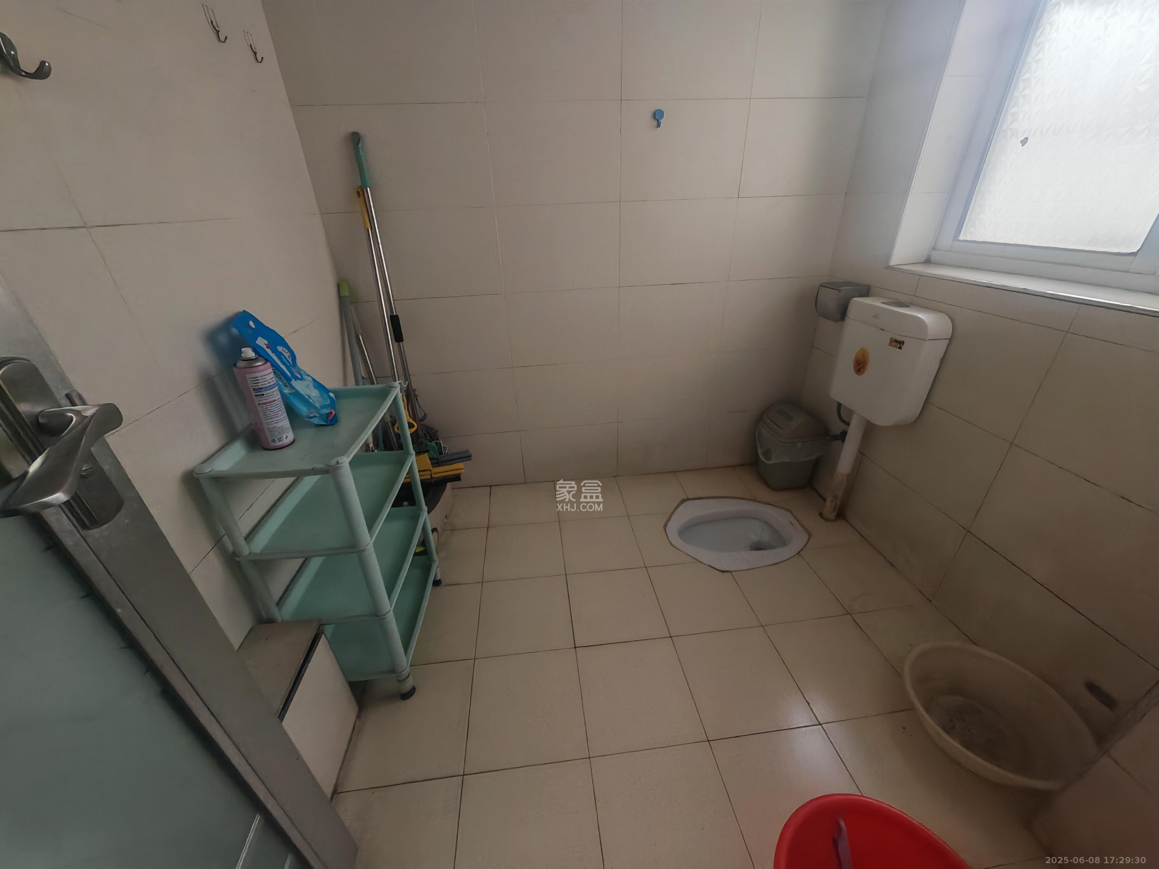 中建桂苑  3室2厅2卫   2100.00元/月室内图