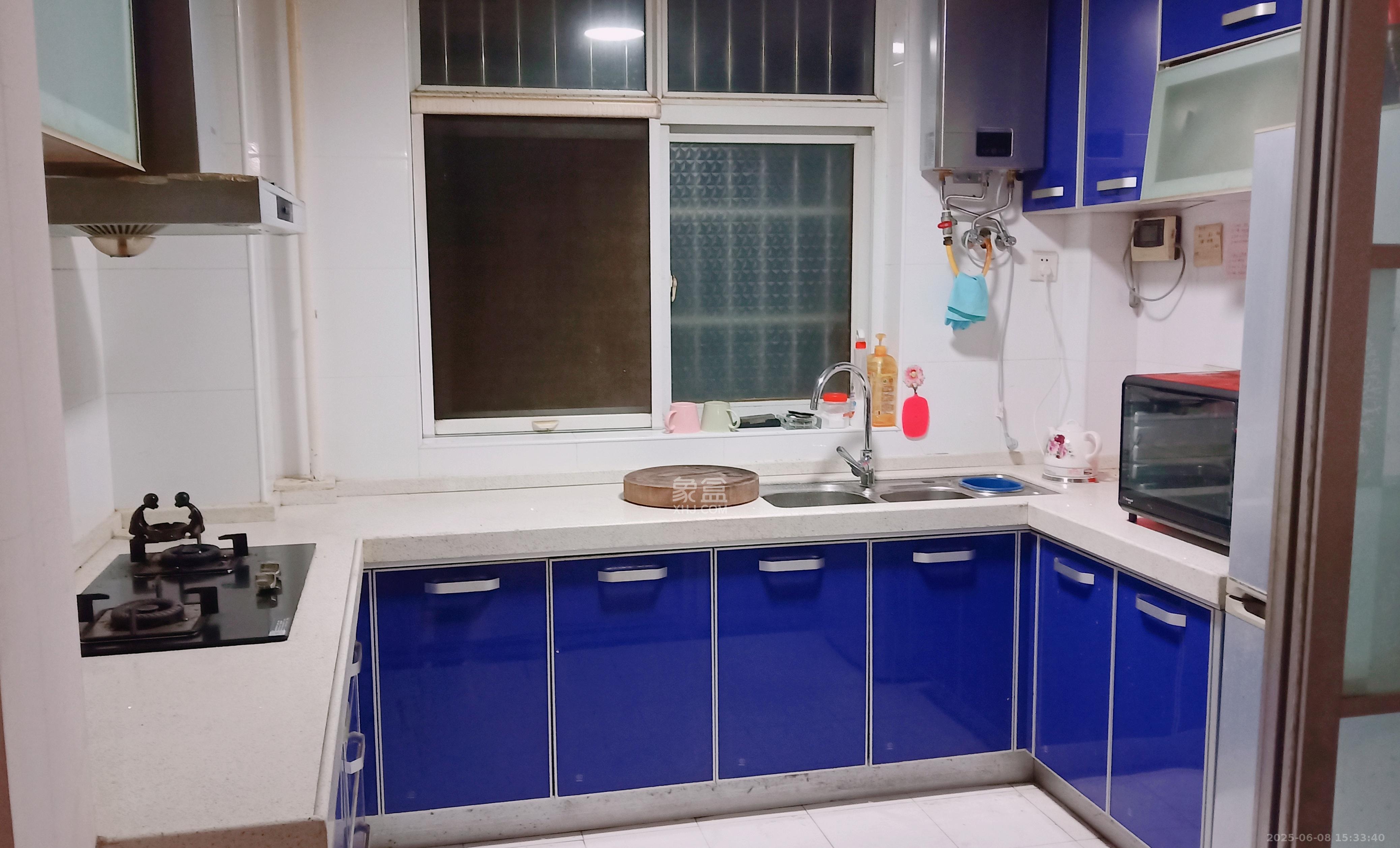 北湾景园 3室2厅2卫 2100.0元/月 北湾景园 3室2厅2卫 2100.0元/月室内图