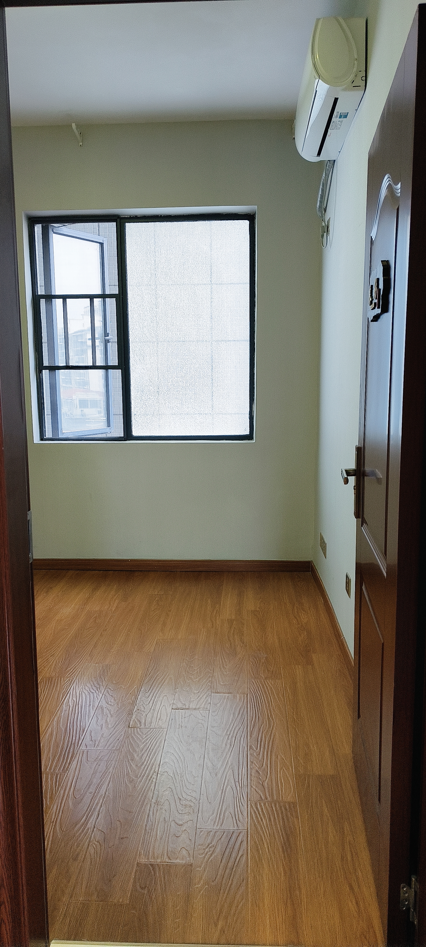 泊富广场 3室2厅1卫 2000.0元/月 泊富广场 3室2厅1卫 2000.0元/月室内图