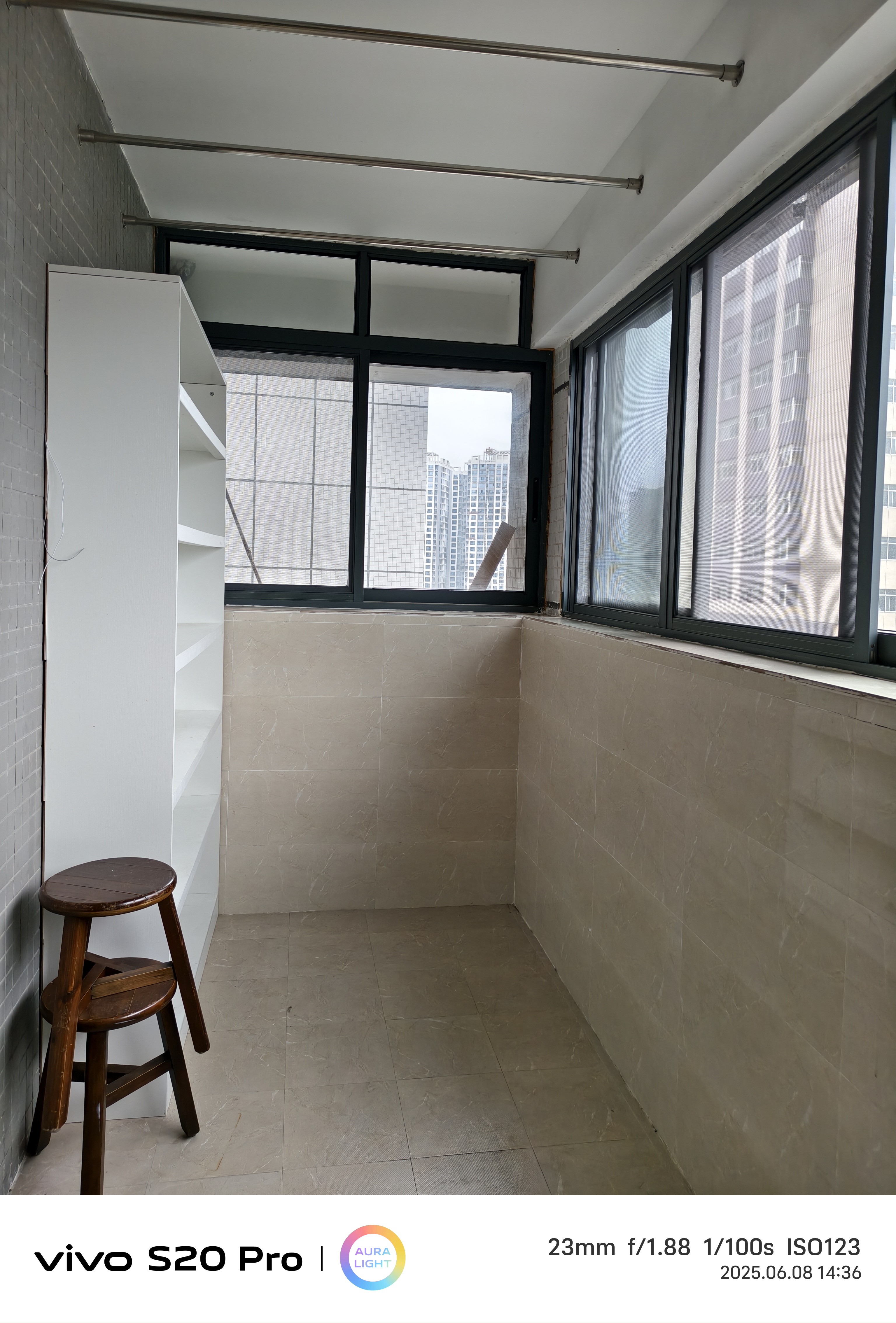 泊富广场 3室2厅1卫 2000.0元/月 泊富广场 3室2厅1卫 2000.0元/月室内图