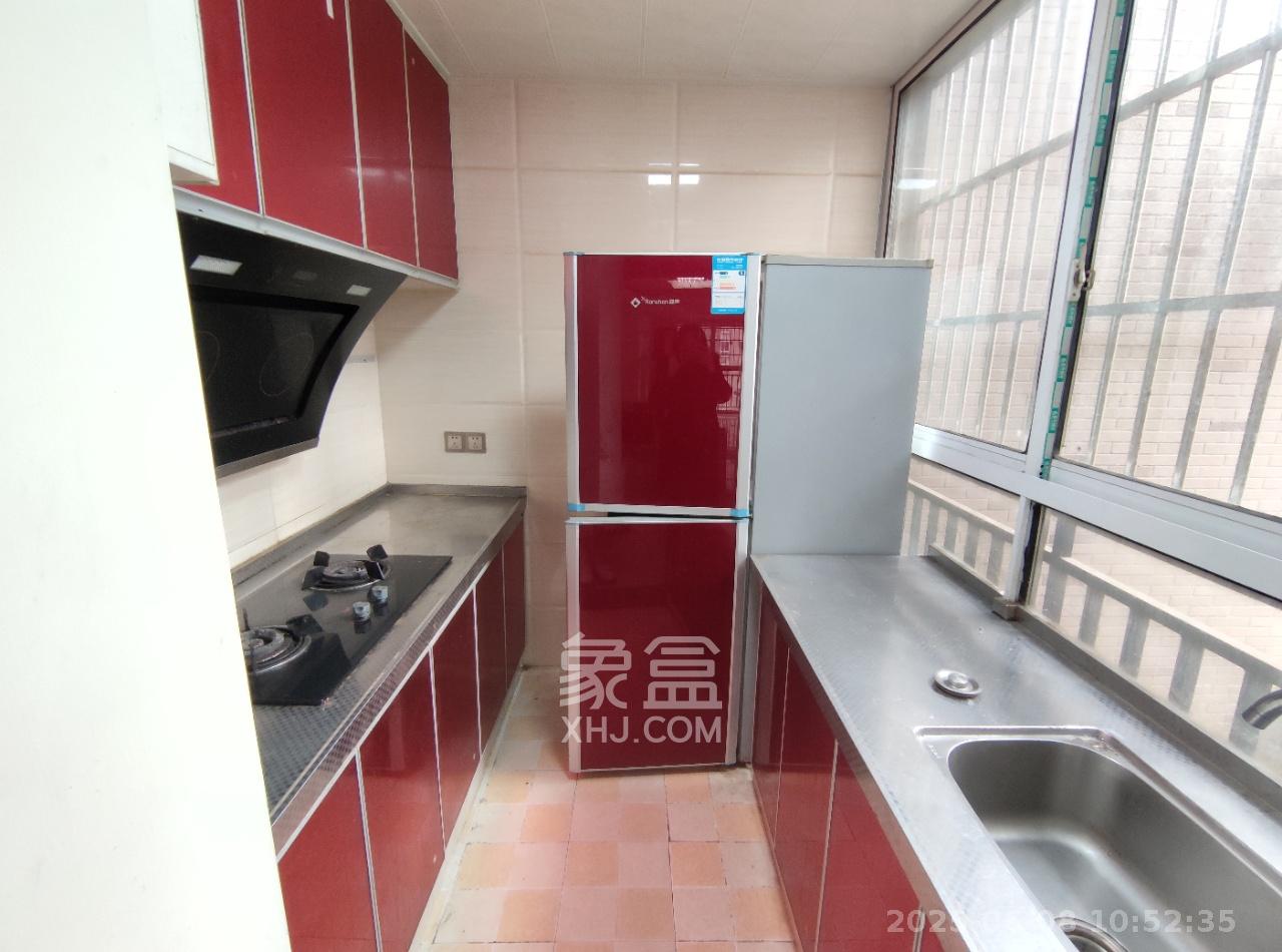紫晶城  3室2厅2卫    2100.0元/月室内图