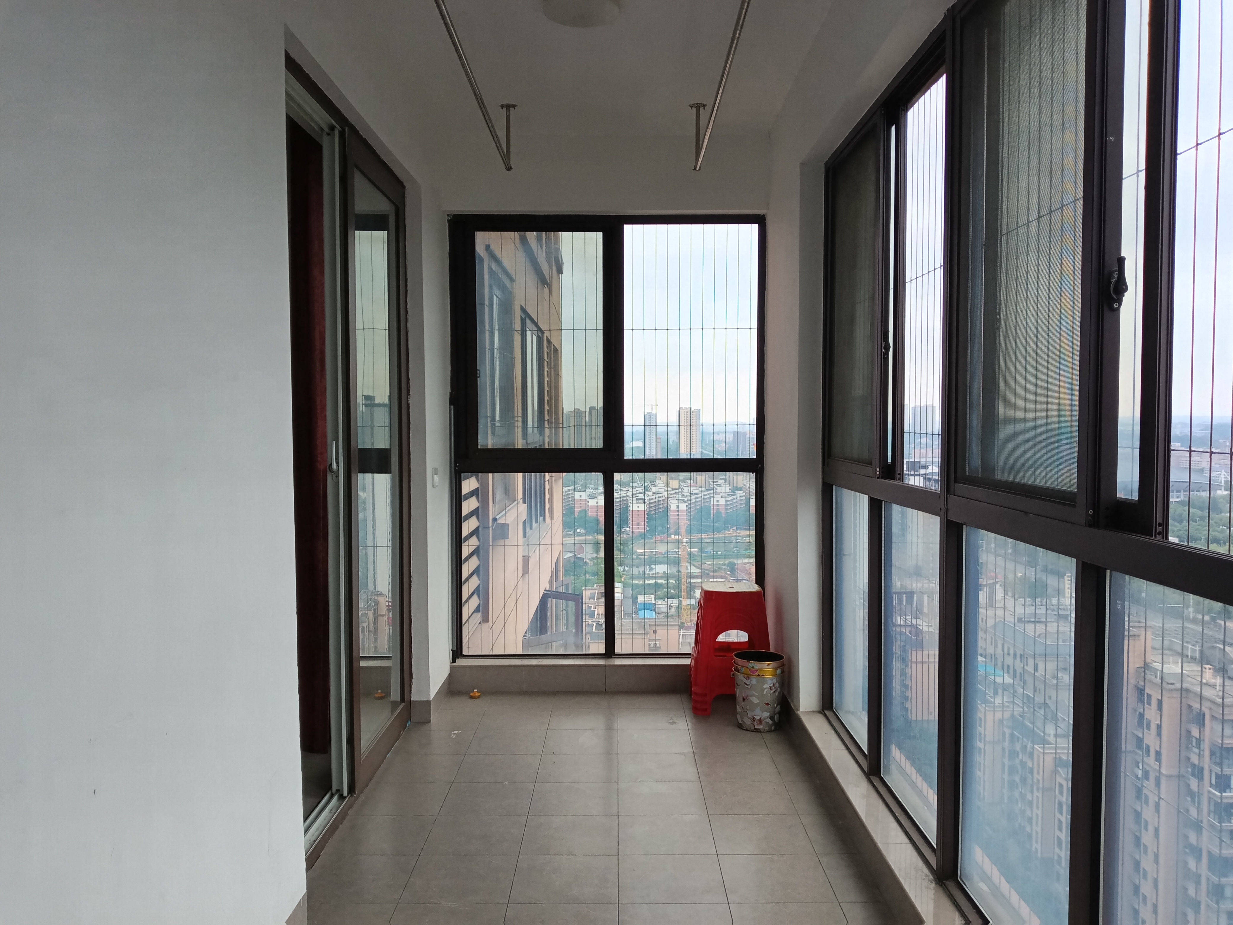 佳源罗马都市 2室1厅1卫 1350.0元/月 佳源罗马都市 2室1厅1卫 1350.0元/月室内图