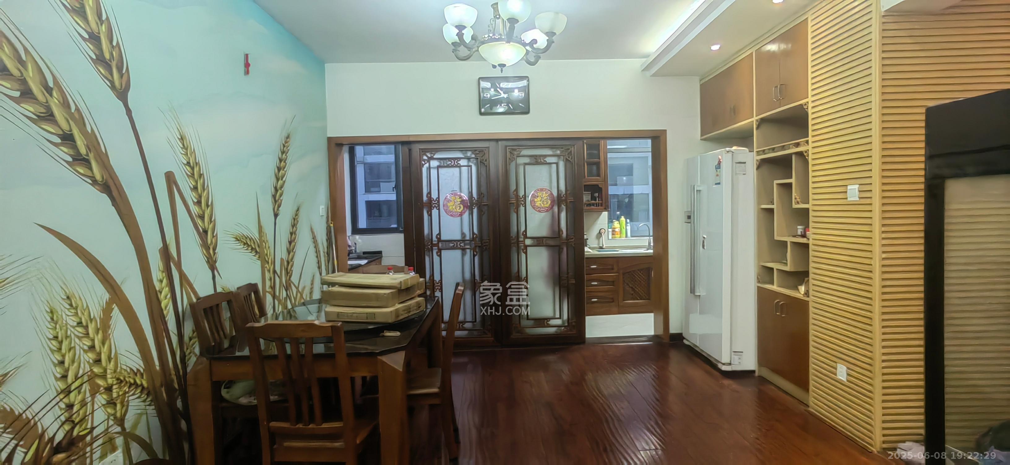 归心苑  4室2厅2卫    3300.0元/月室内图