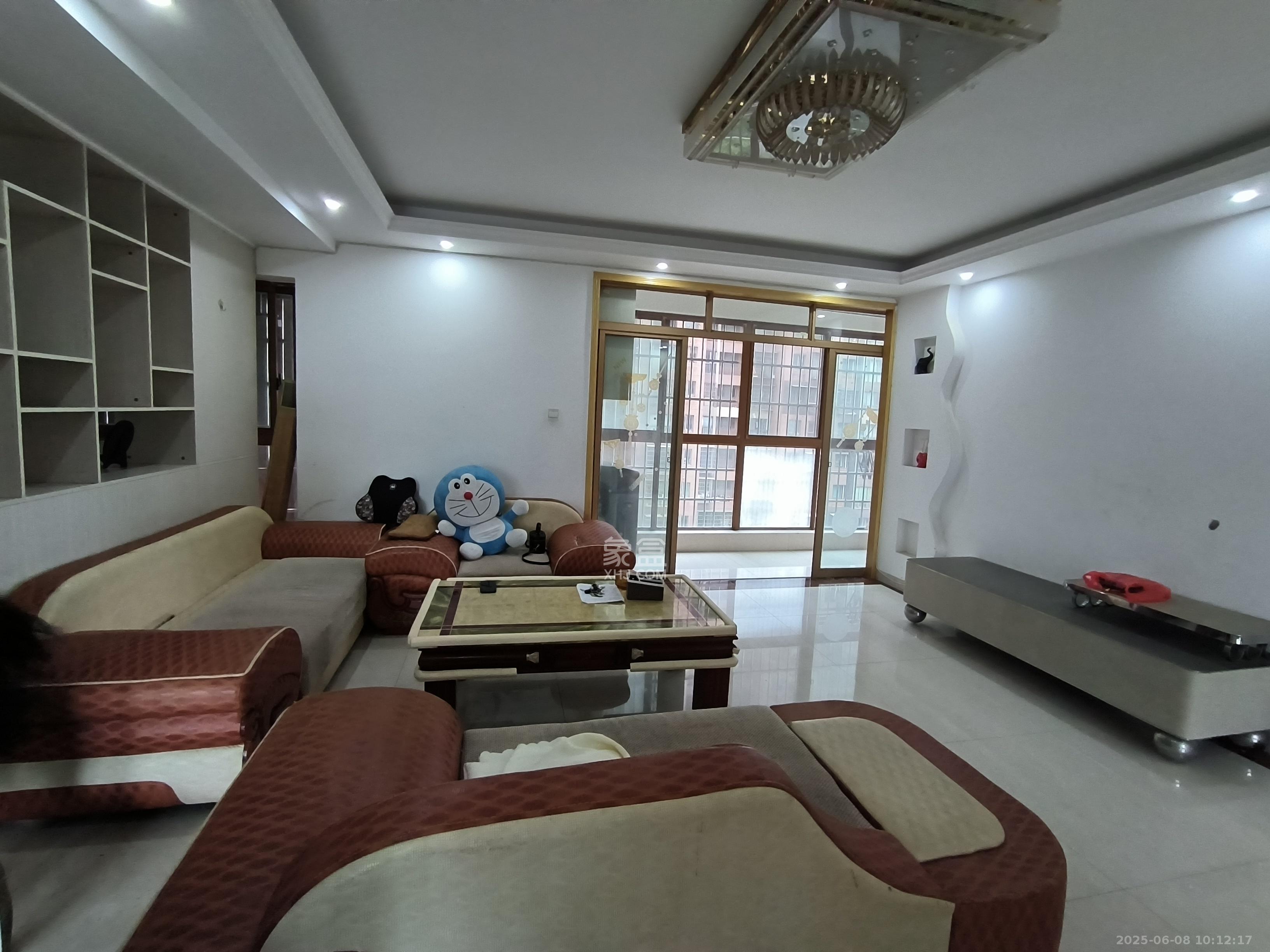 锑都家园  4室2厅2卫    2000.0元/月 锑都家园  4室2厅2卫    2000.0元/月室内图