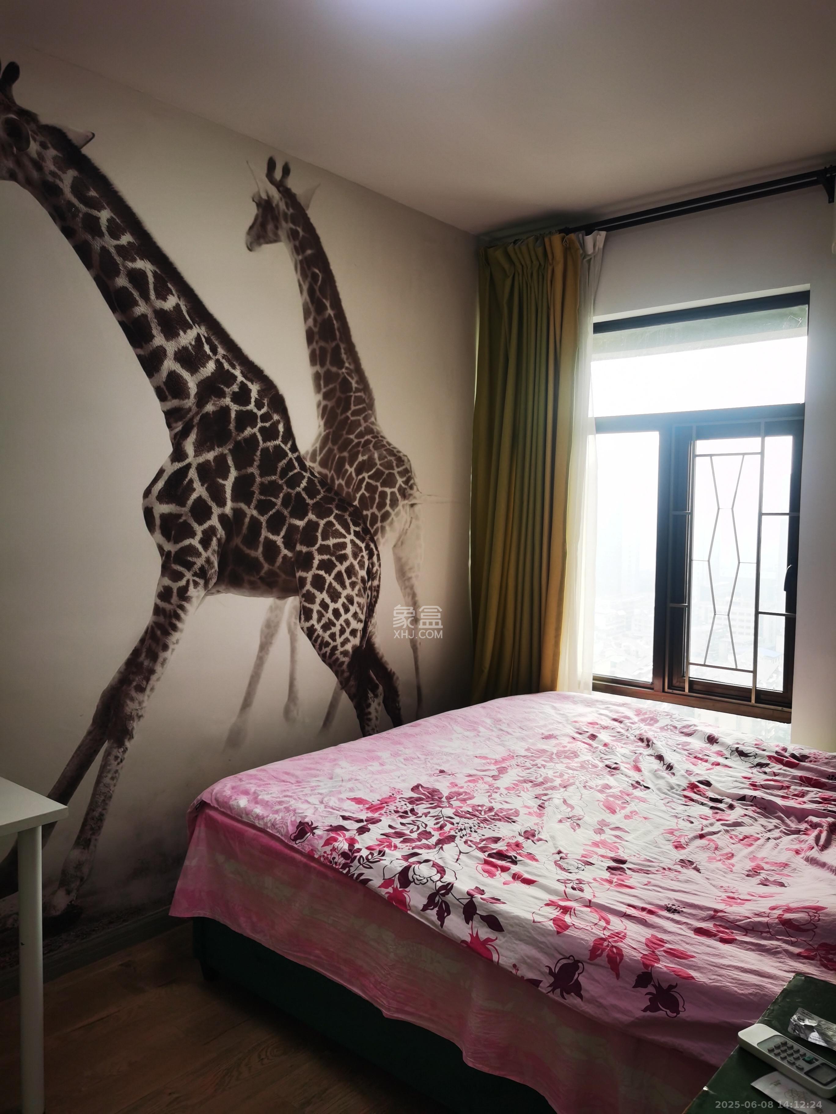 铂宫  3室2厅2卫    4000.0元/月 铂宫  3室2厅2卫    4000.0元/月室内图