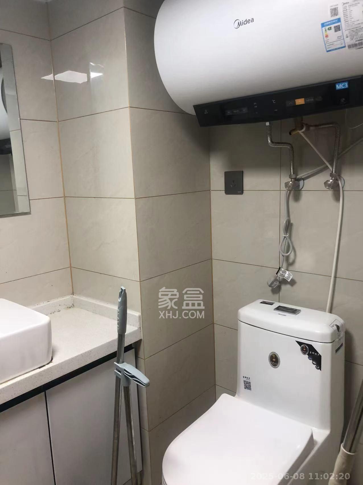 龙湖新壹城  1室1厅1卫   2300.00元/月室内图