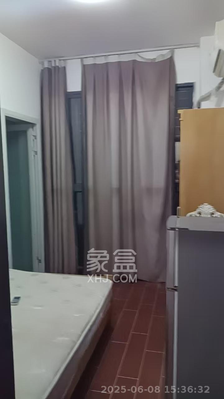 高升金典 1室1厅1卫 899.0元/月 高升金典 1室1厅1卫 899.0元/月室内图