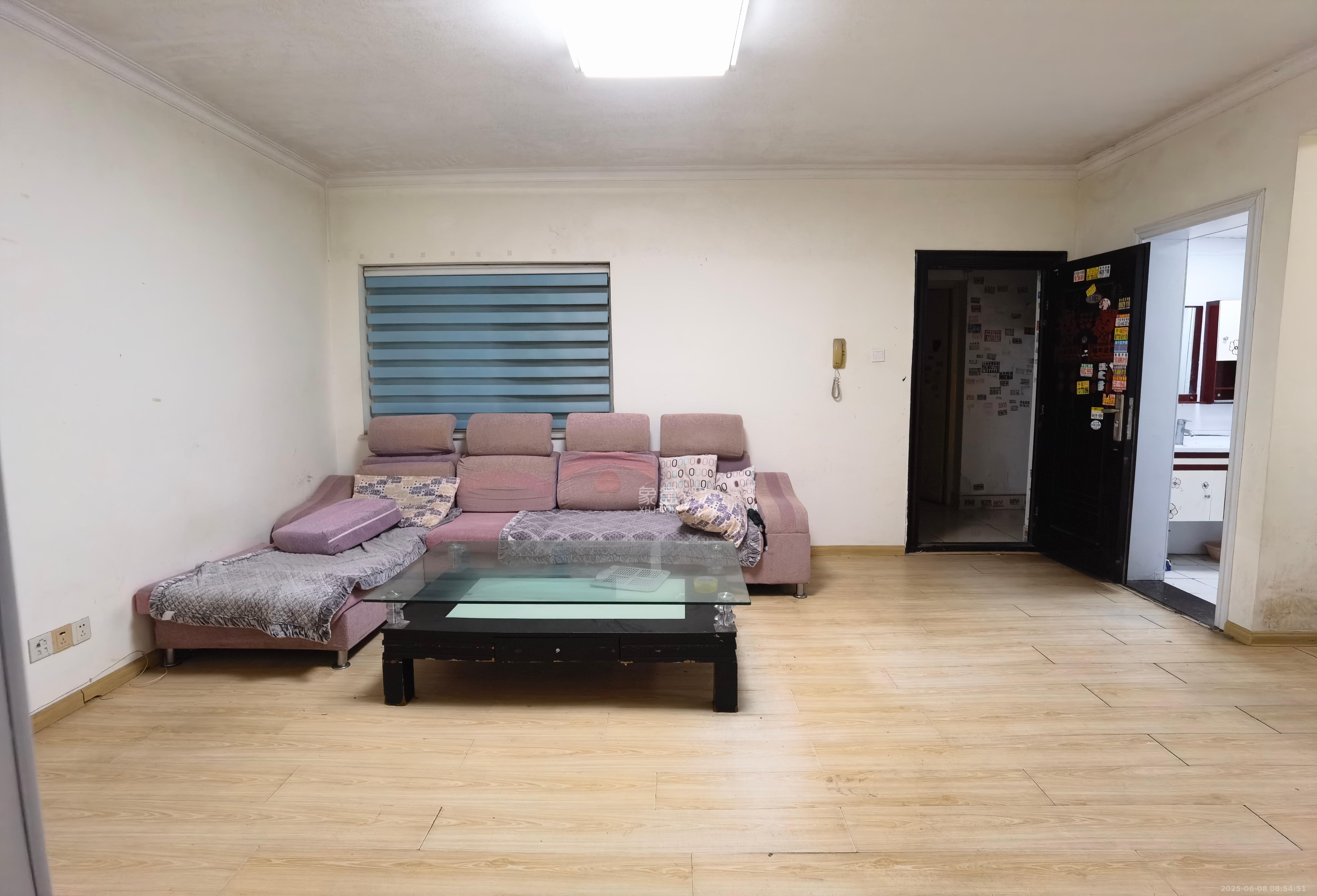 枫林美景  2室2厅1卫   2200.00元/月室内图