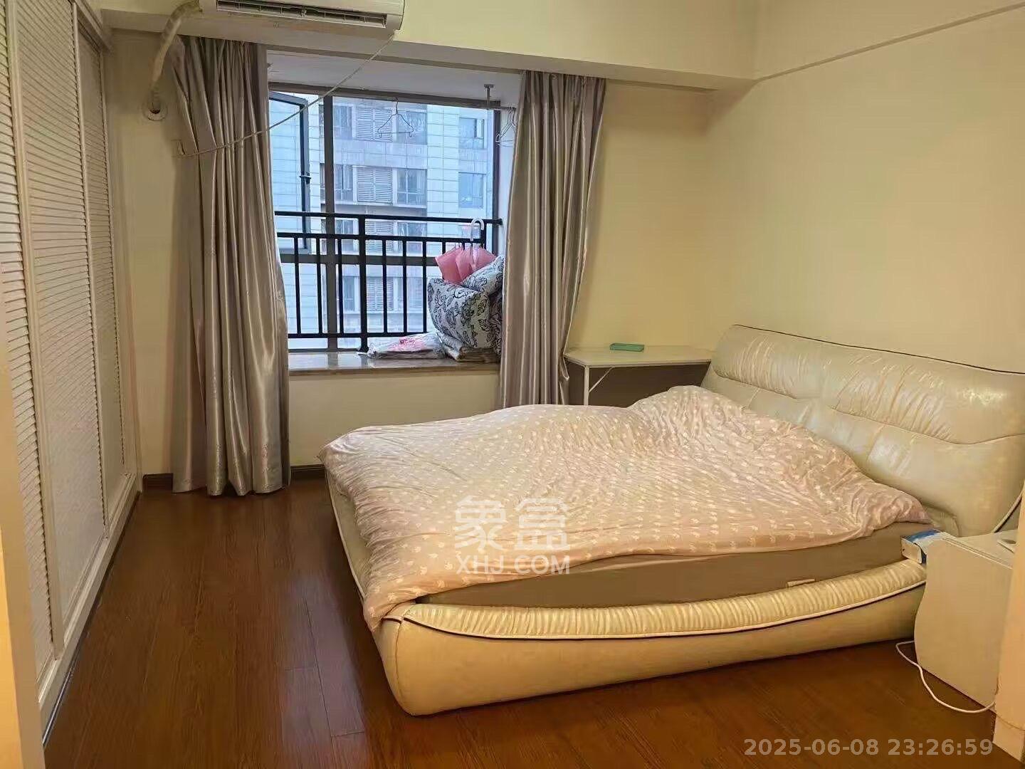 西子一间 1室1厅1卫 1450.0元/月 西子一间 1室1厅1卫 1450.0元/月室内图