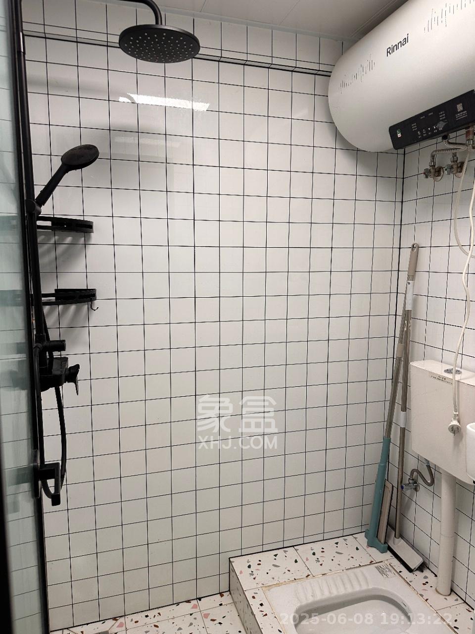 金地铂悦  1室1厅1卫   1350.00元/月室内图