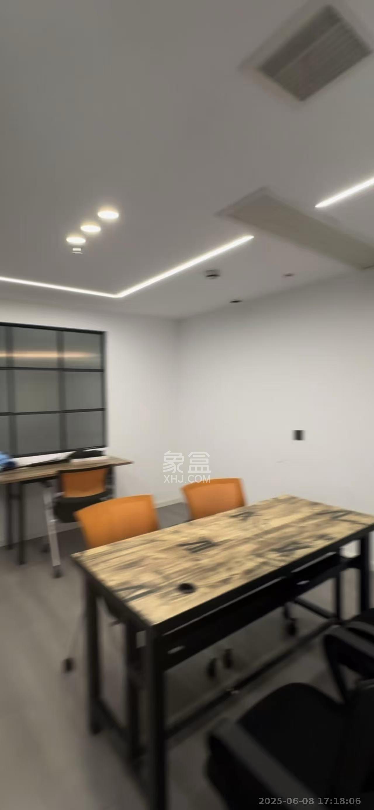 蓝湾国际广场 1室0厅0卫 5000.0元/月 蓝湾国际广场 1室0厅0卫 5000.0元/月室内图