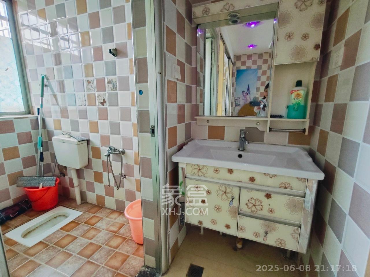 湘绣城  2室2厅1卫   1200.00元/月室内图
