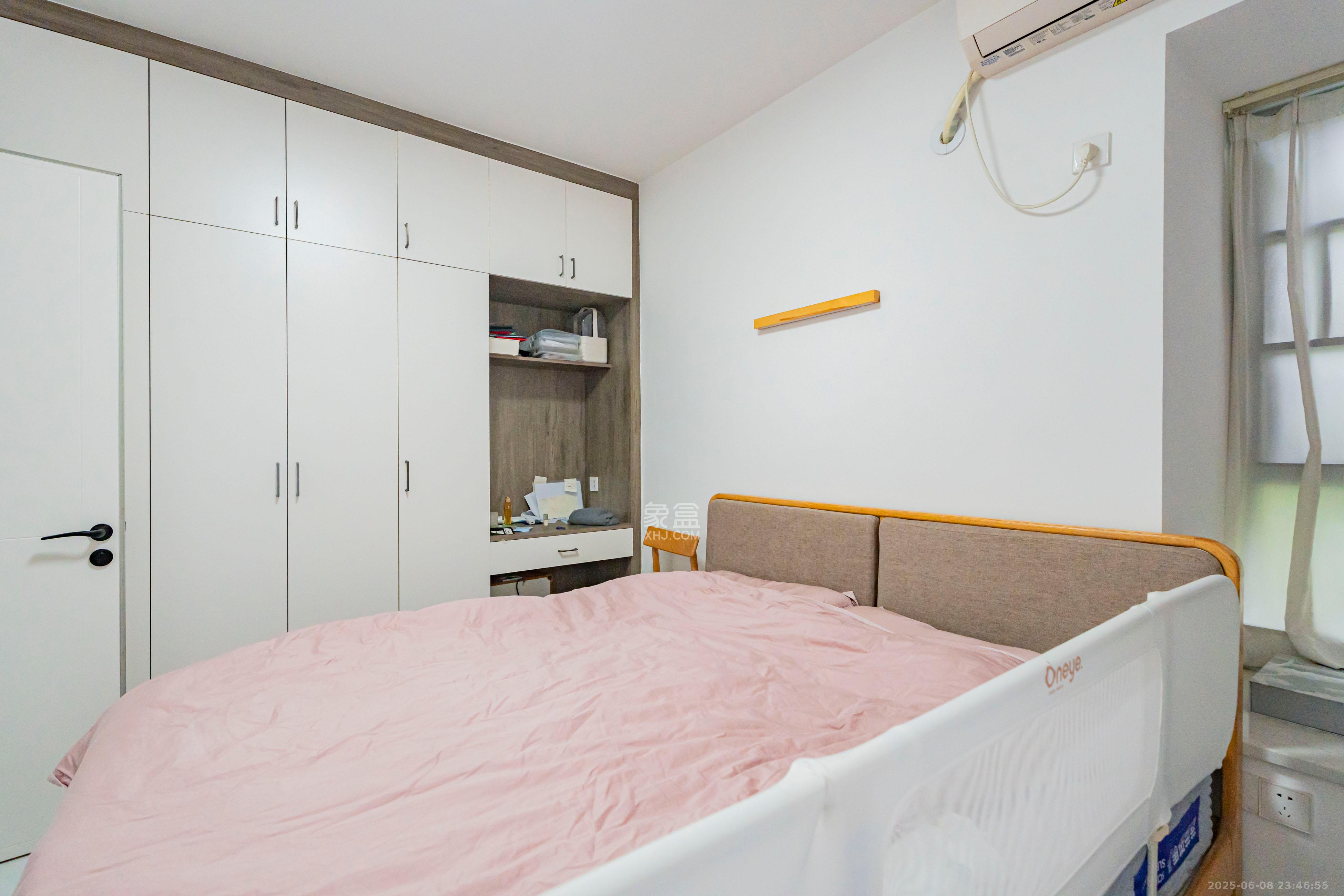 天健城  3室1厅1卫    138.0万 天健城  3室1厅1卫    138.0万卧室