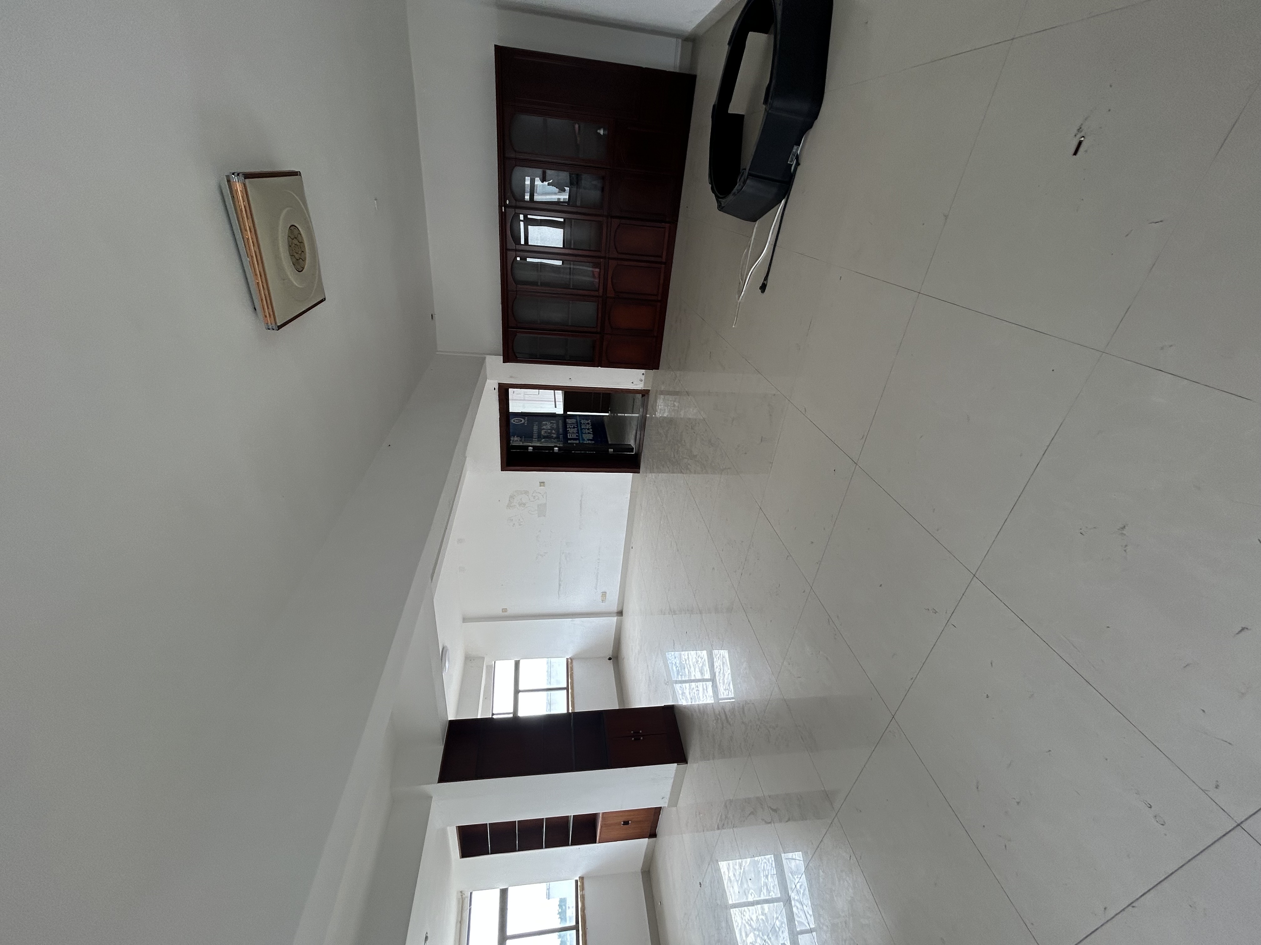 花园大厦 1室1厅2卫 5000.0元/月 花园大厦 1室1厅2卫 5000.0元/月室内图