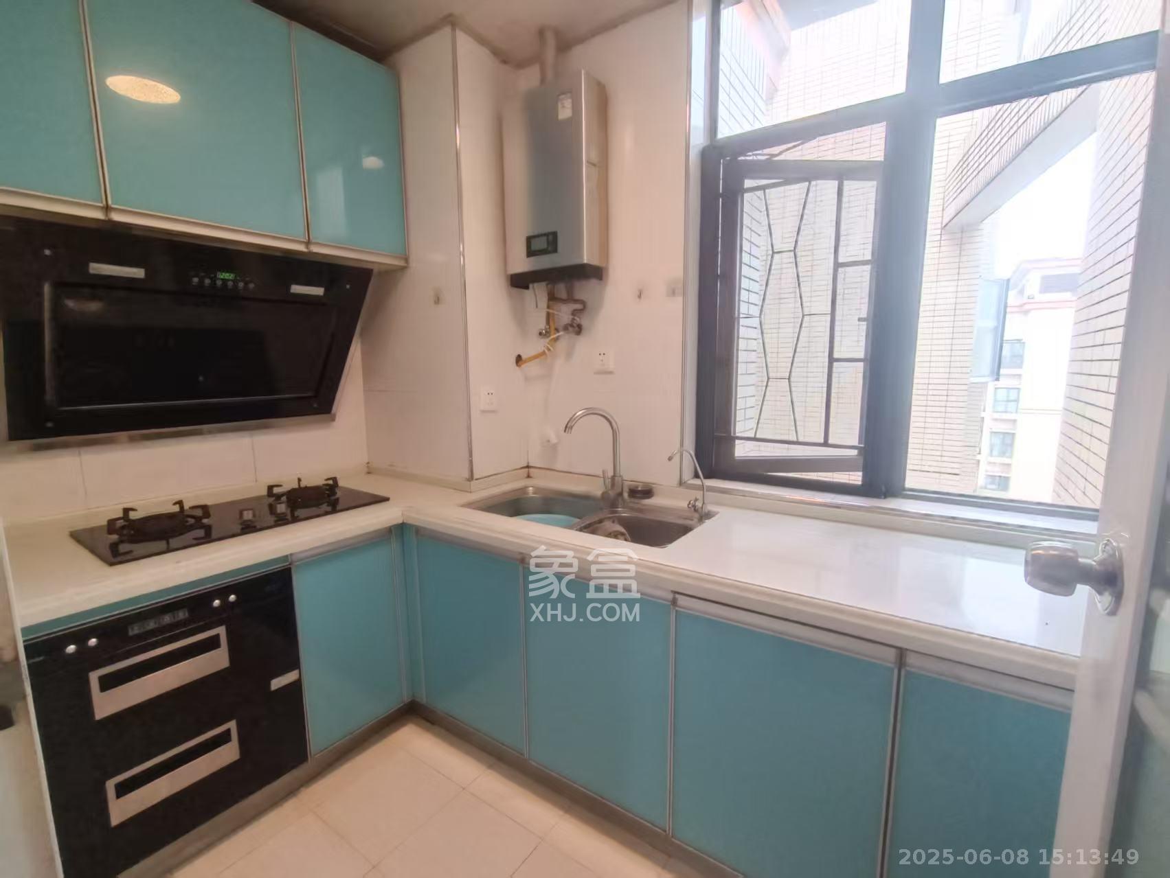 长盛岚庭 3室2厅1卫 2200.0元/月 长盛岚庭 3室2厅1卫 2200.0元/月室内图