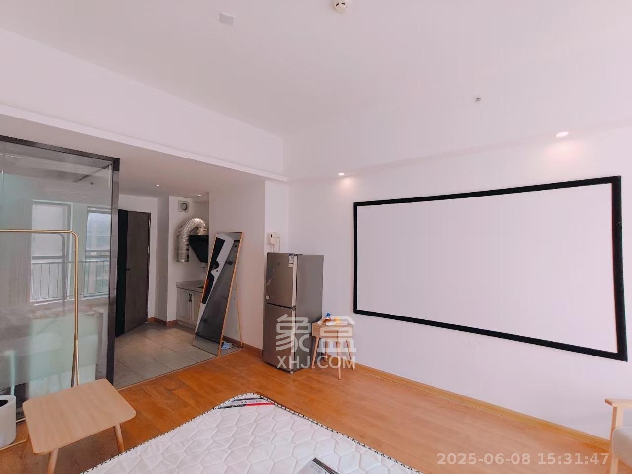 新世界广场  1室1厅1卫   1450.00元/月室内图