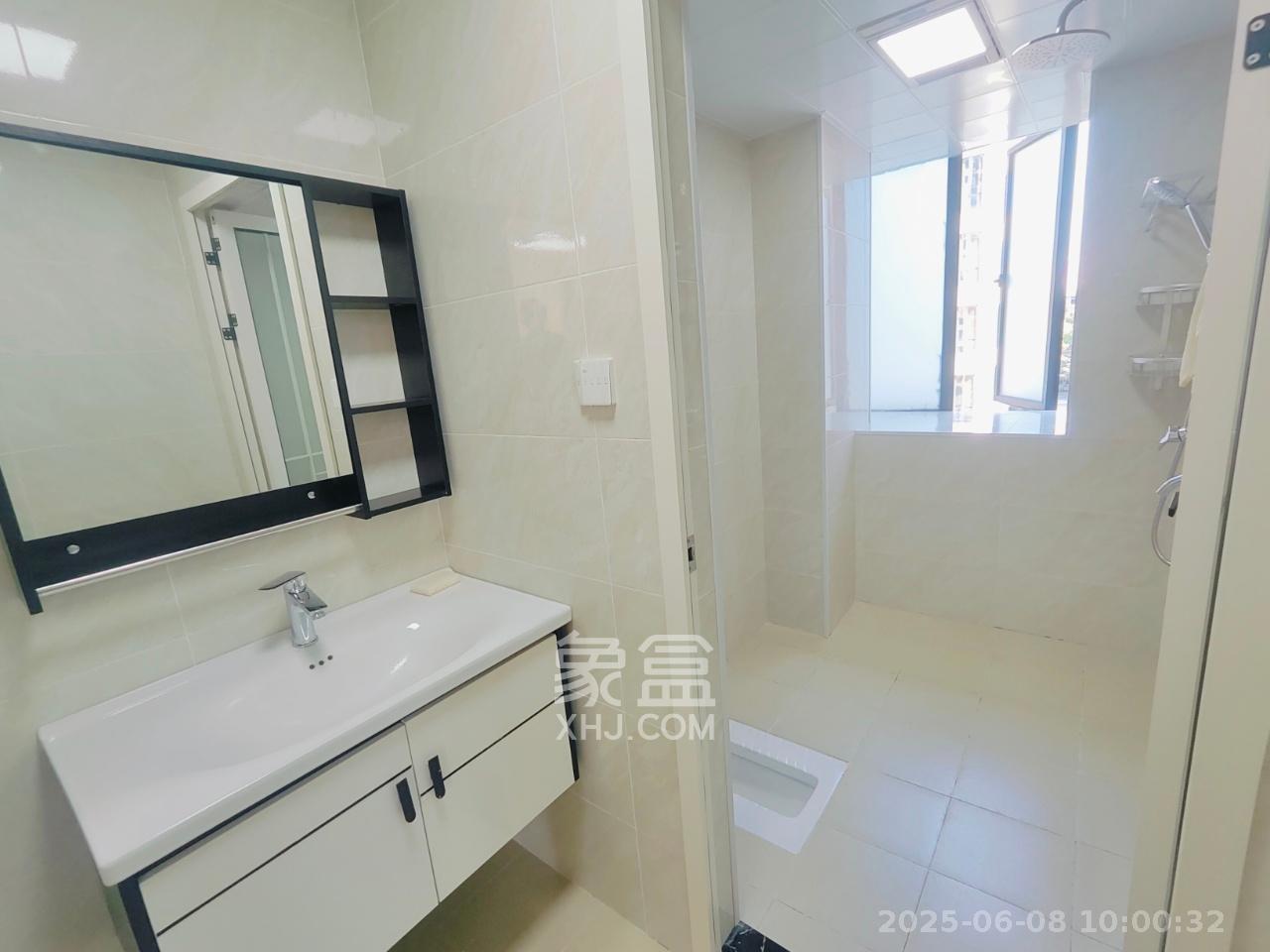 轻盐阳光CEO(轻盐雅苑)(轻奢时代)  3室1厅2卫   2700.00元/月室内图