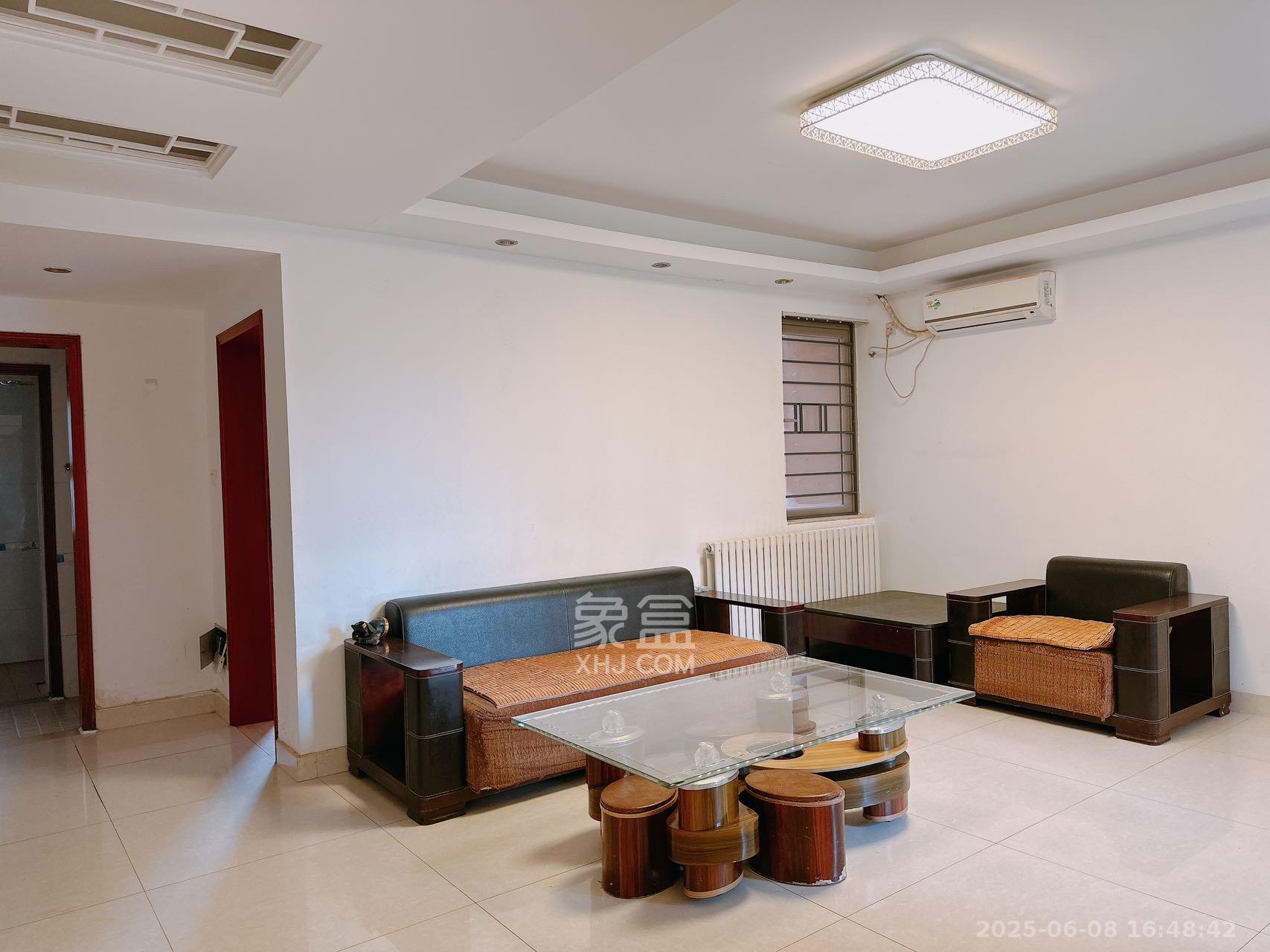 怡海星城 2室2厅1卫 1500.0元/月 怡海星城 2室2厅1卫 1500.0元/月室内图