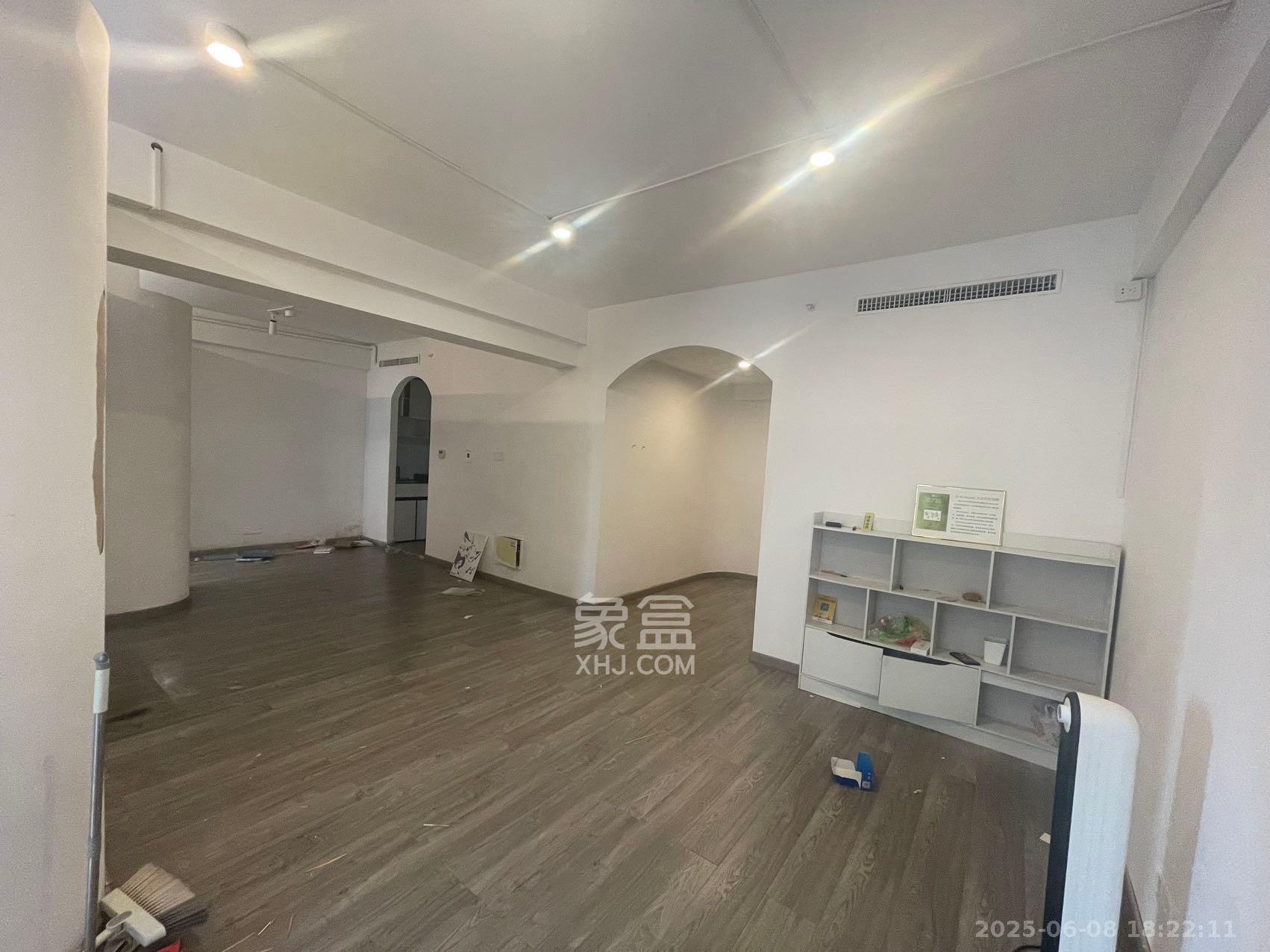 保利国际广场 1室1厅1卫 4000.0元/月 保利国际广场 1室1厅1卫 4000.0元/月室内图