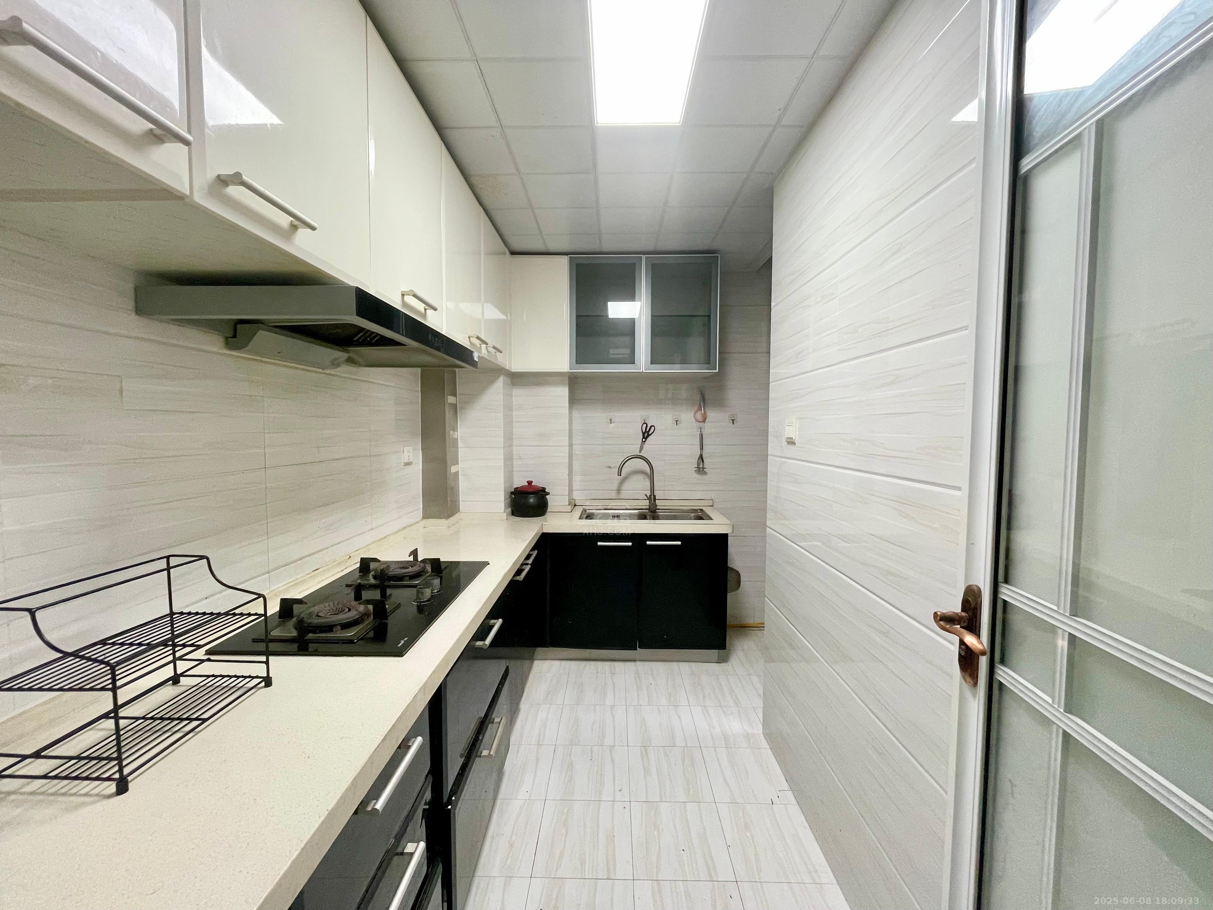 山水印象 2室2厅1卫 1600.0元/月 山水印象 2室2厅1卫 1600.0元/月室内图