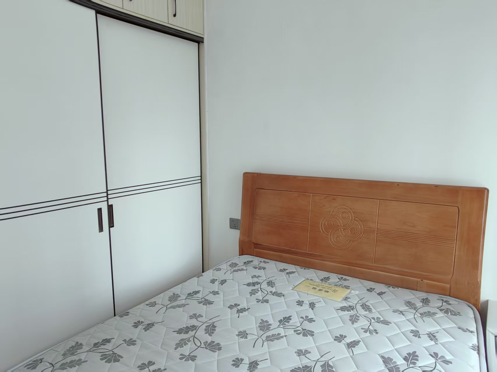 高新活力城 3室2厅2卫 2280.0元/月 高新活力城 3室2厅2卫 2280.0元/月室内图