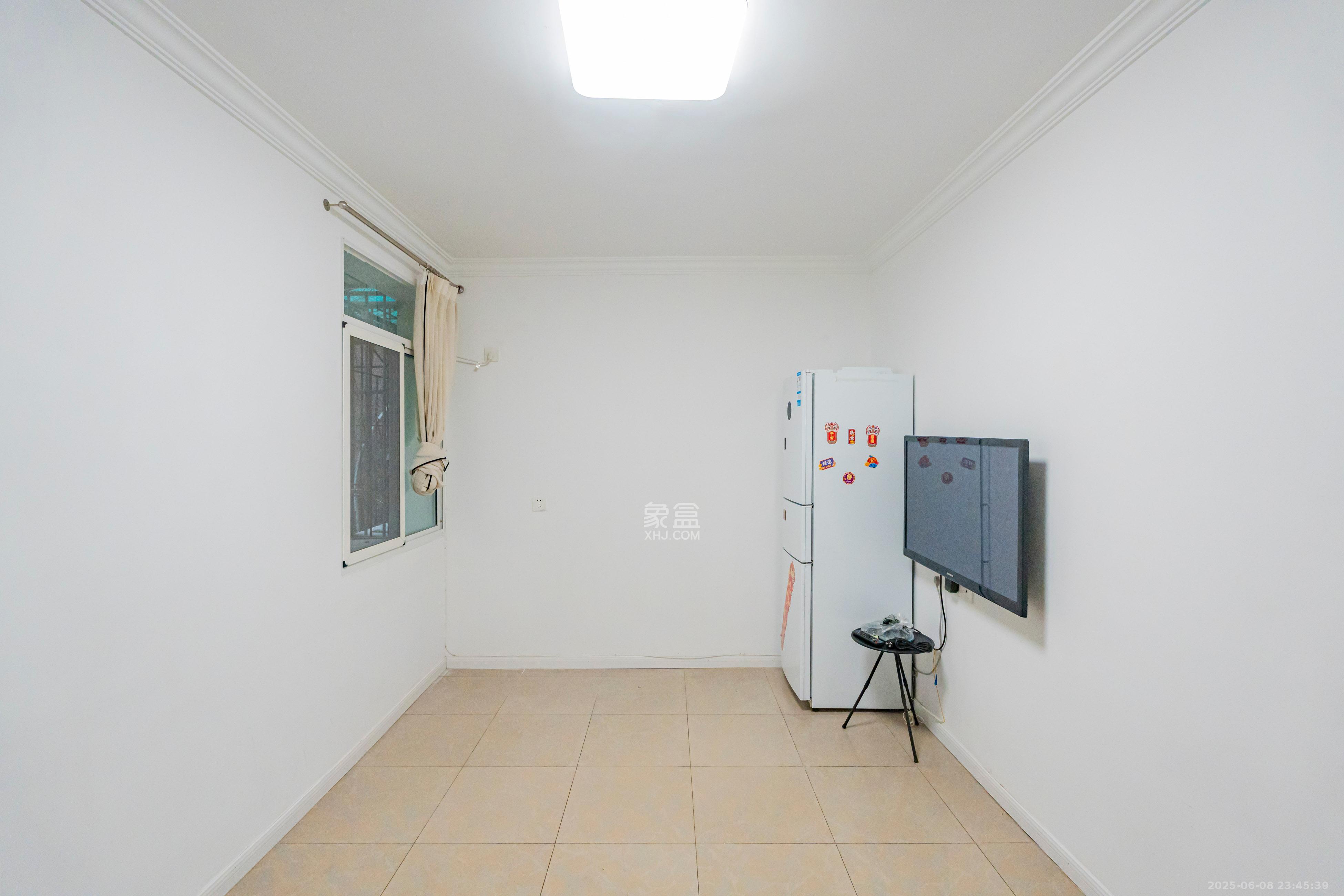 国庆新村  1室1厅1卫   35.00万