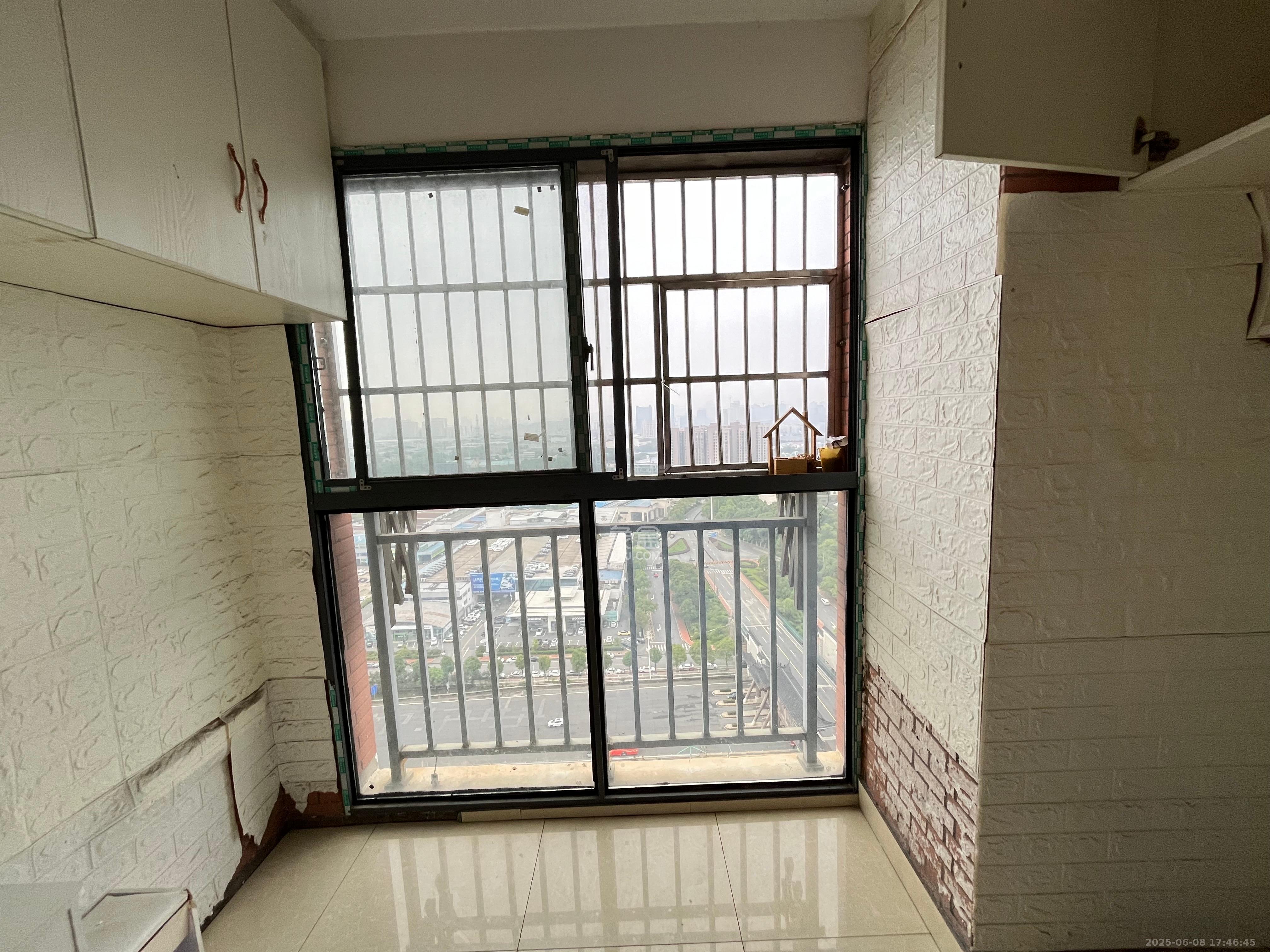 长永佳苑  1室1厅1卫   1750.00元/月室内图