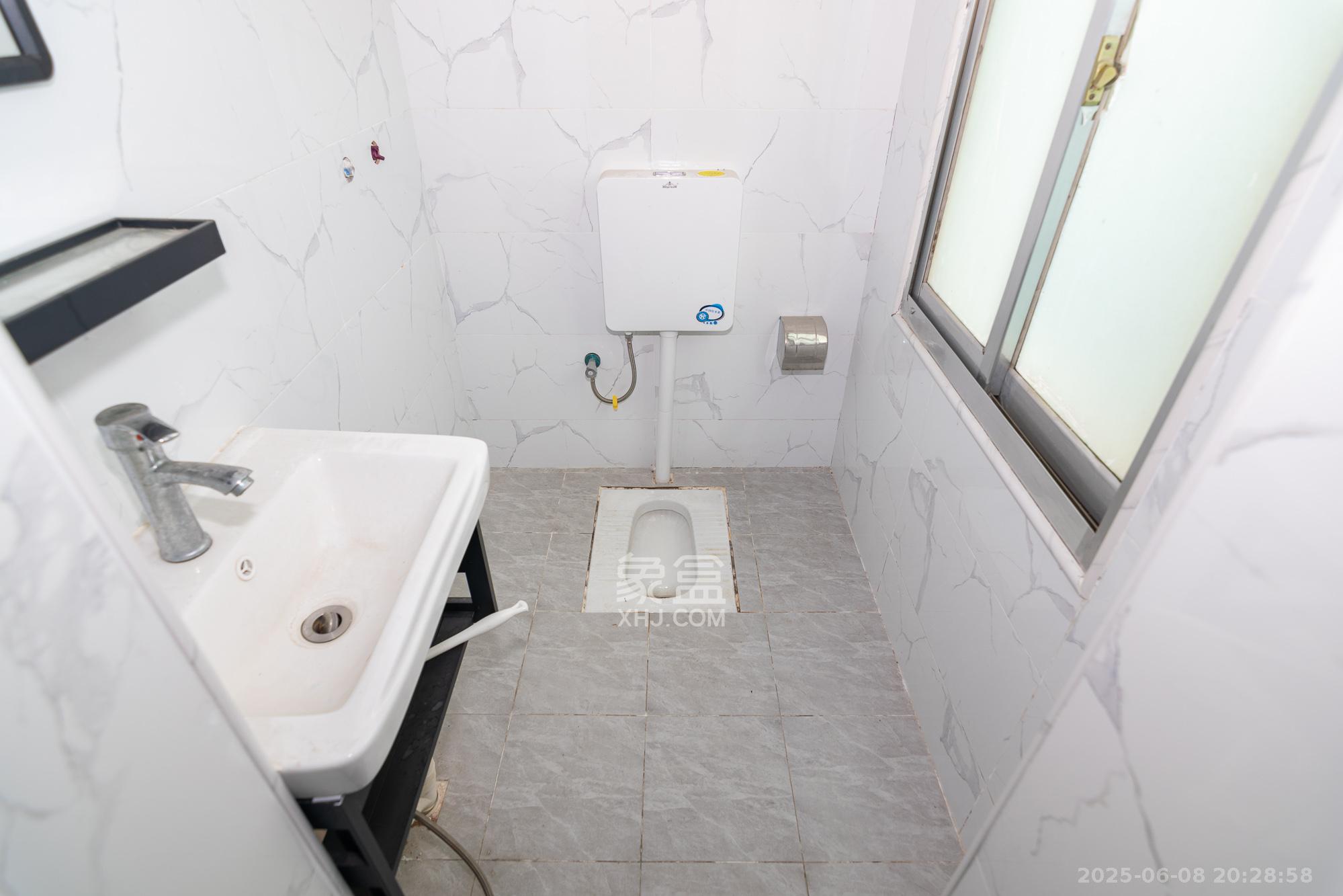 红旺大市场  3室2厅2卫    46.0万 红旺大市场  3室2厅2卫    46.0万卫生间