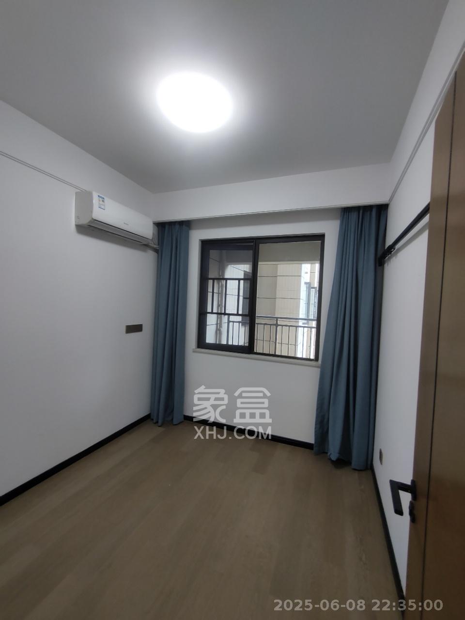 润和滨江府 4室2厅2卫 2500.0元/月 润和滨江府 4室2厅2卫 2500.0元/月室内图