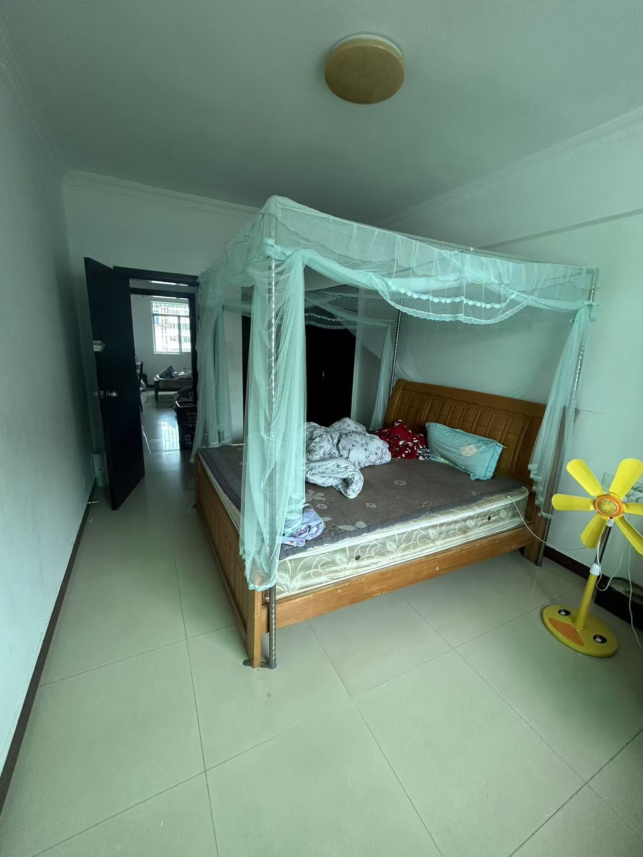 民贸大厦 3室2厅1卫 2000.0元/月 民贸大厦 3室2厅1卫 2000.0元/月室内图